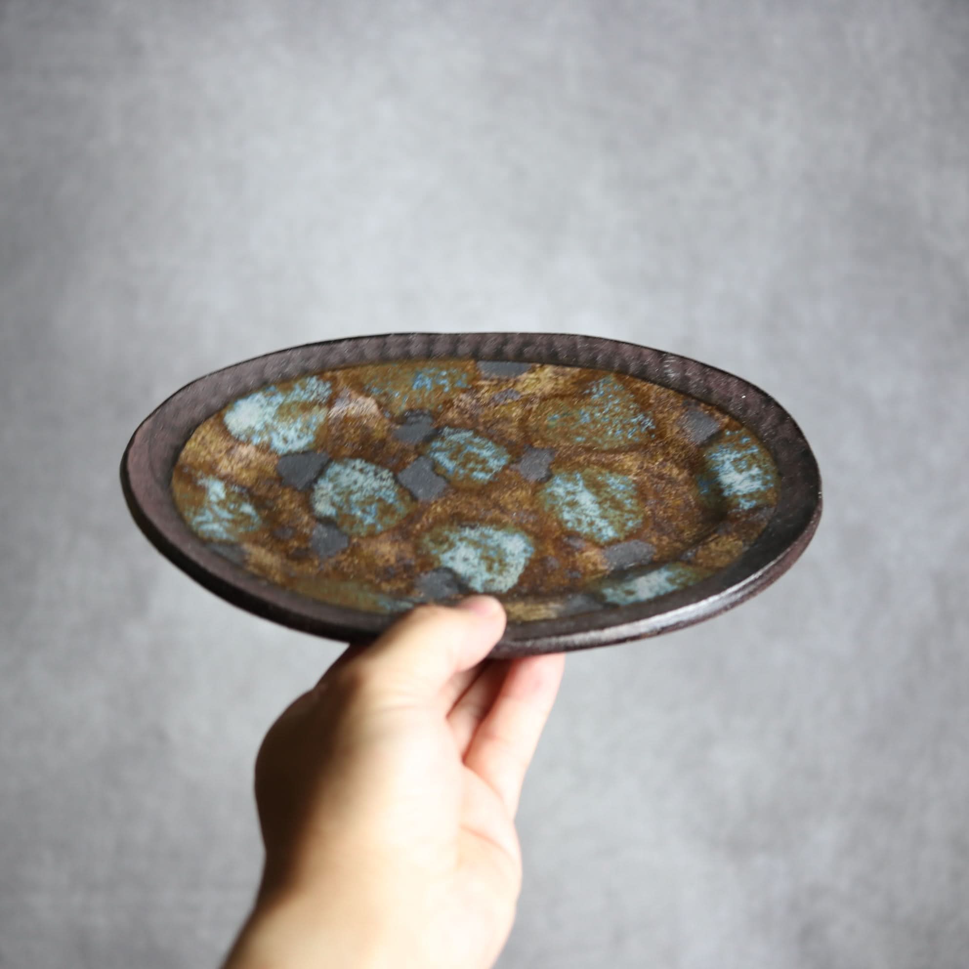 オーバルリム皿1 黒シリーズ やちむん 陶器 sui やちむん 陶器.