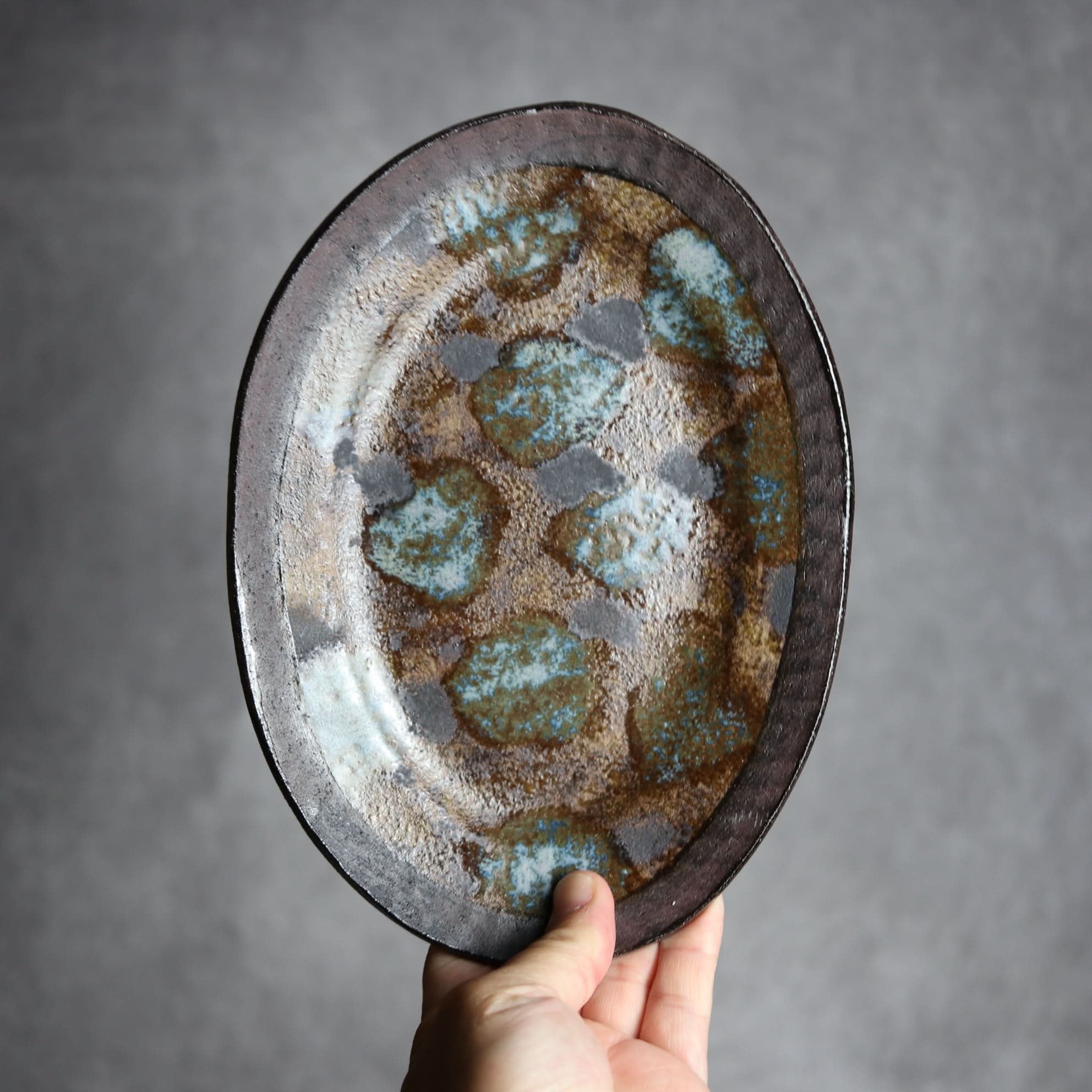 オーバルリム皿1 黒シリーズ やちむん 陶器 sui やちむん 陶器.