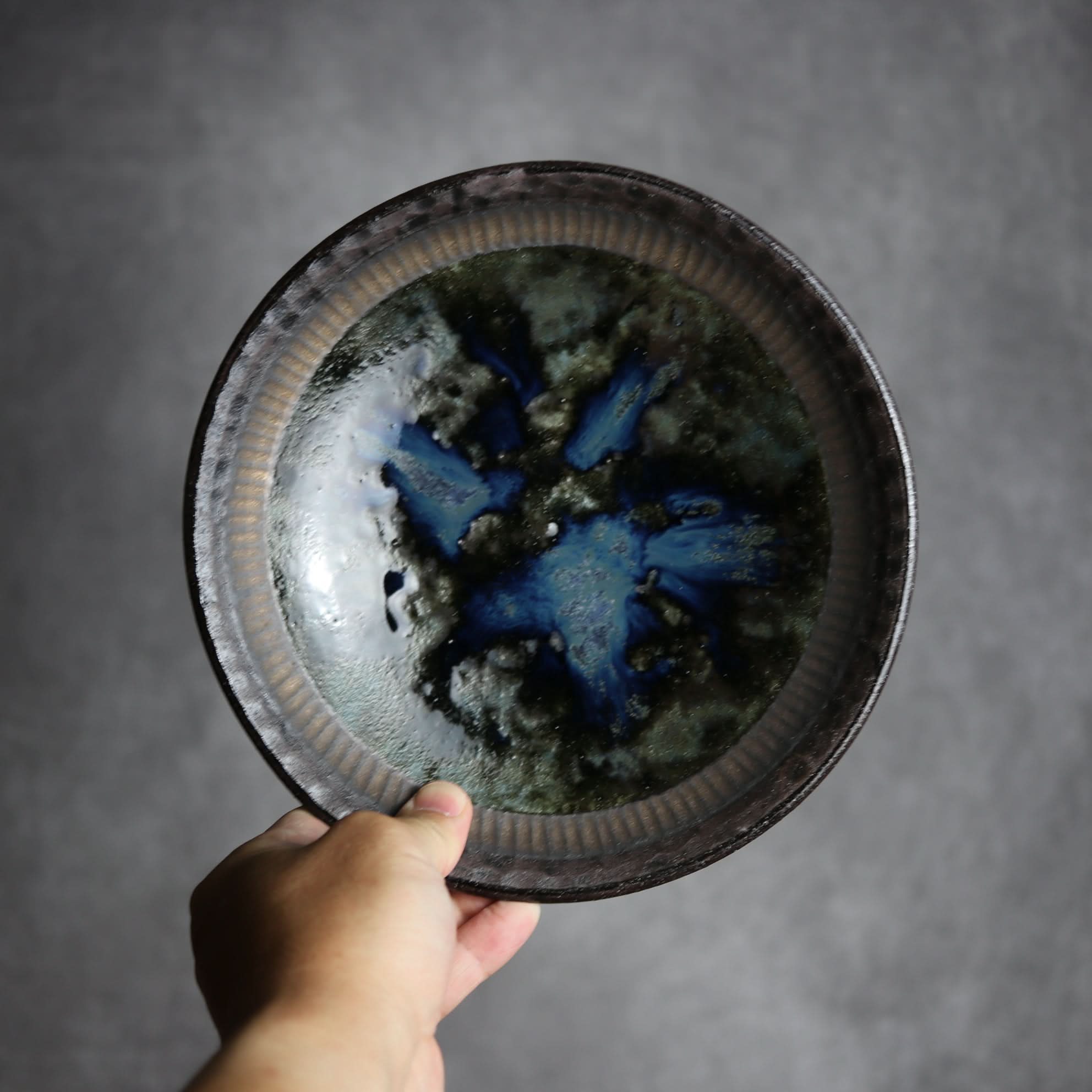 7寸皿1 孔雀 やちむん 陶器 sui やちむん 陶器.