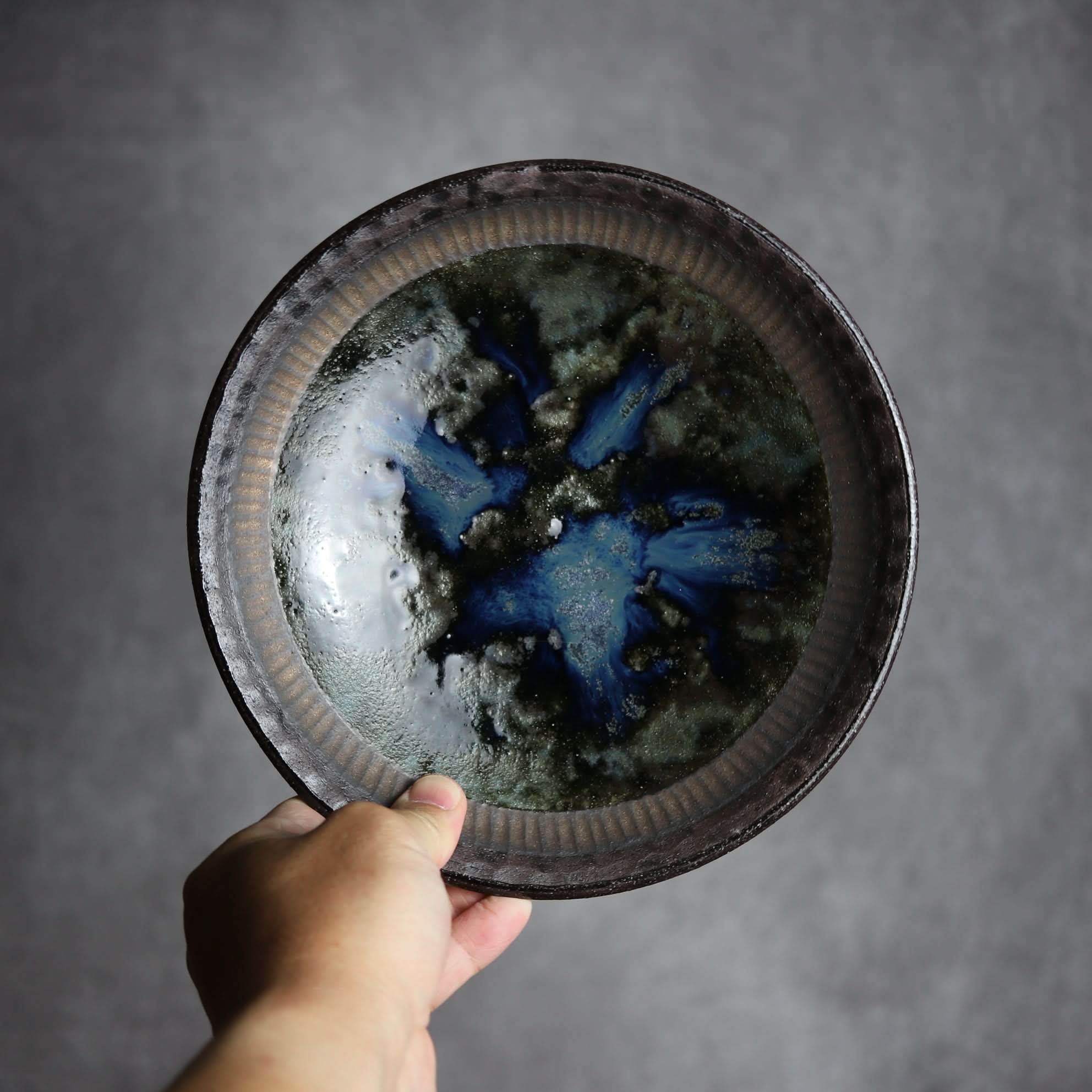 7寸皿1 孔雀 やちむん 陶器 sui やちむん 陶器.