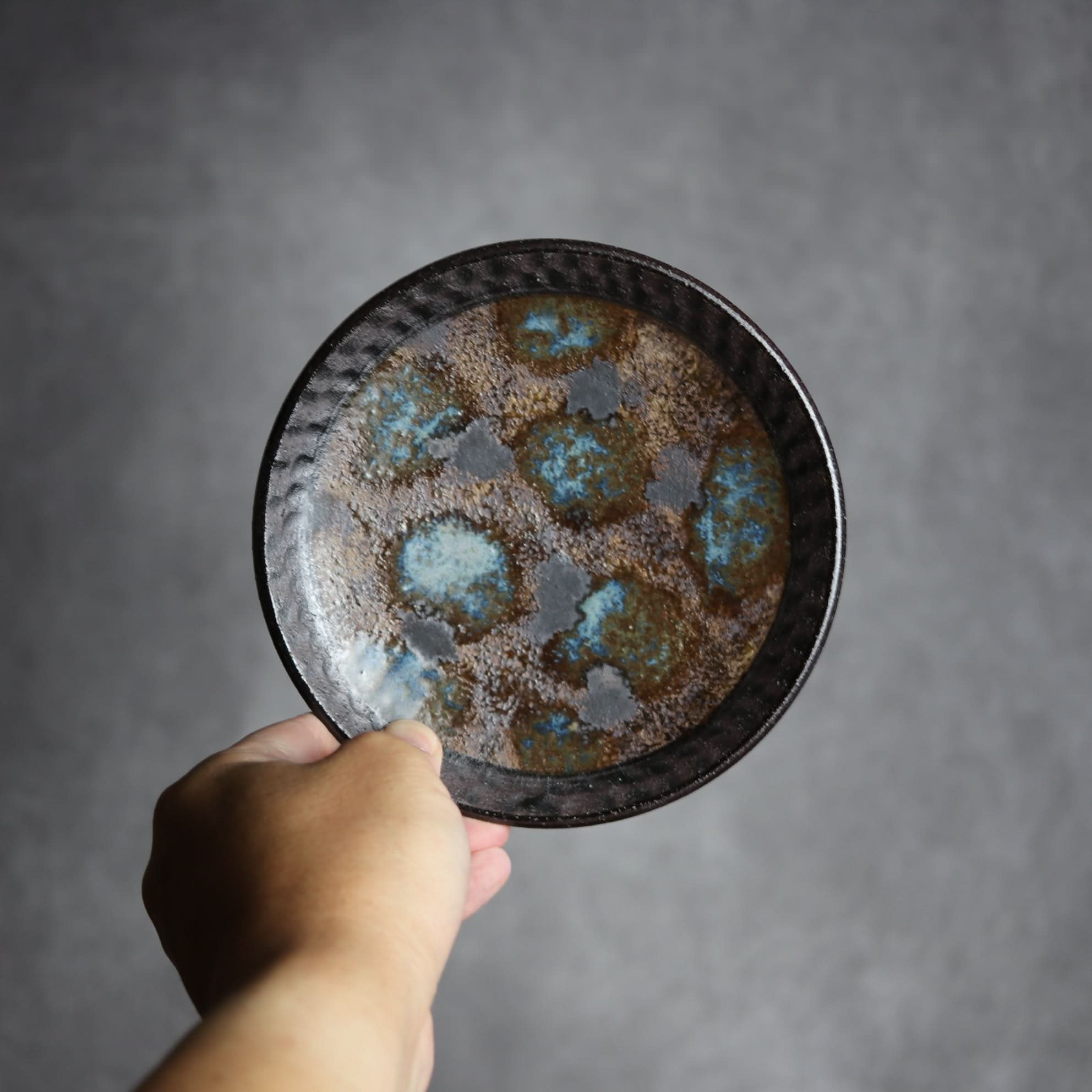 5寸皿1 黒シリーズ やちむん 陶器 sui やちむん 陶器.