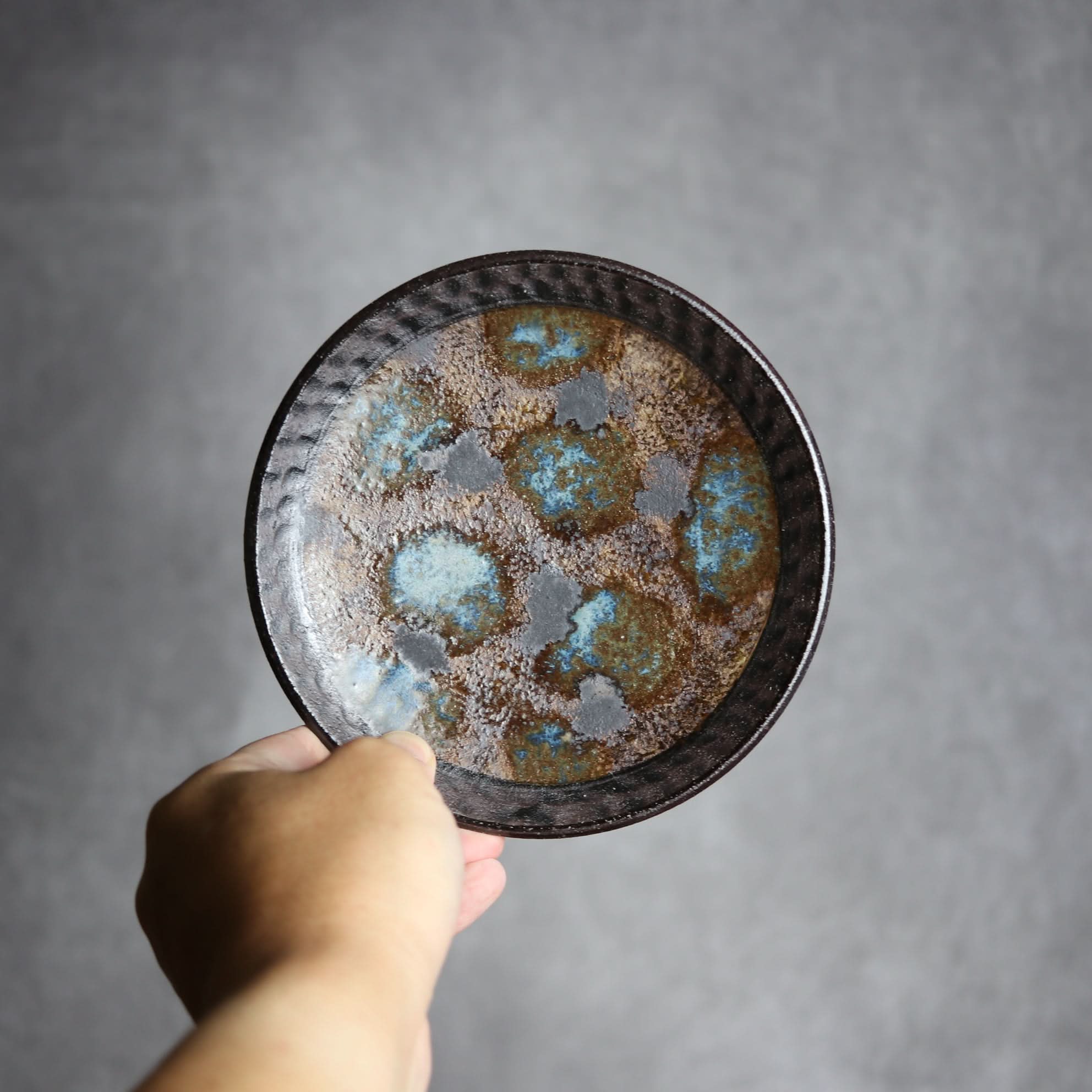 5寸皿1 黒シリーズ やちむん 陶器 sui やちむん 陶器.