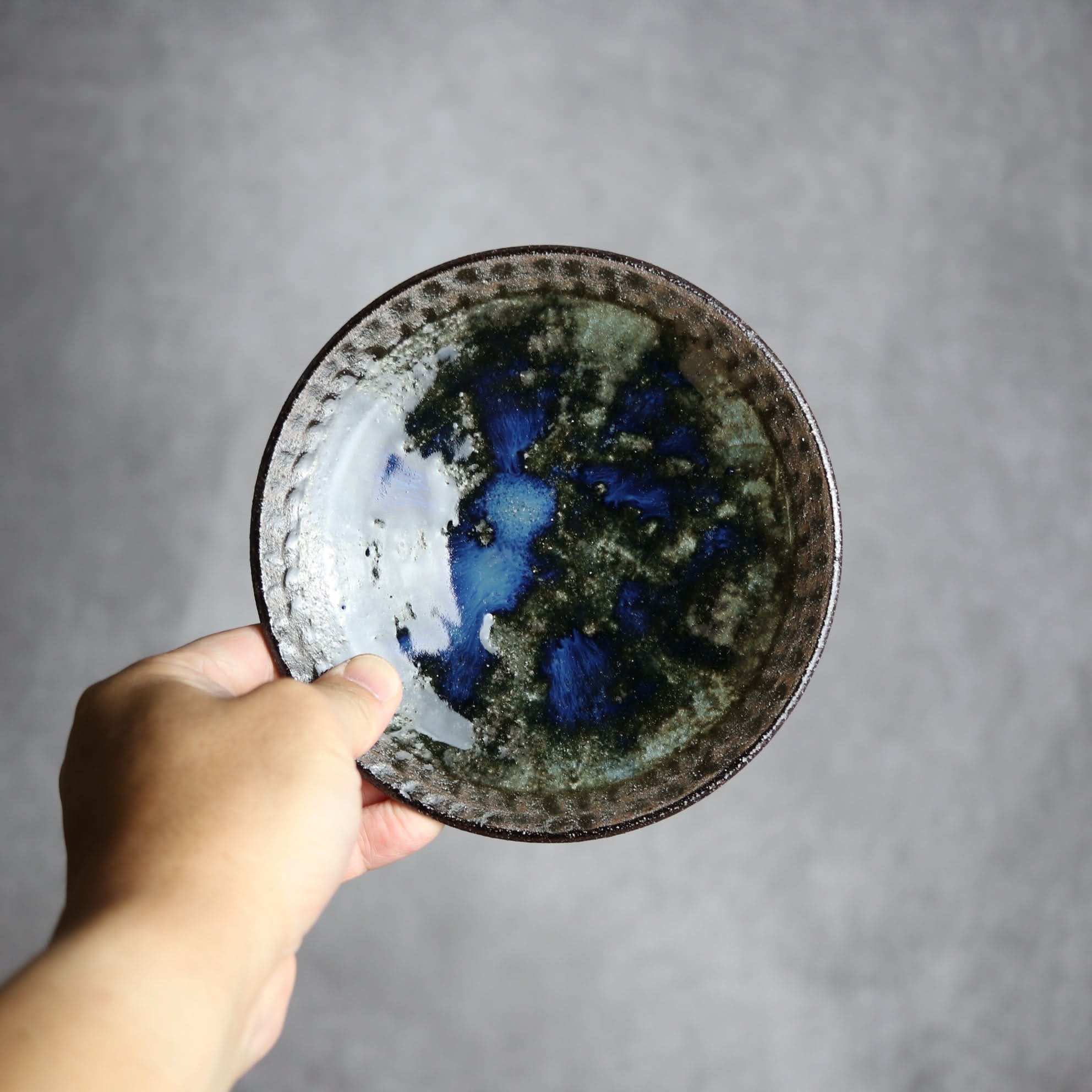 5寸皿1 孔雀 やちむん 陶器 sui やちむん 陶器.