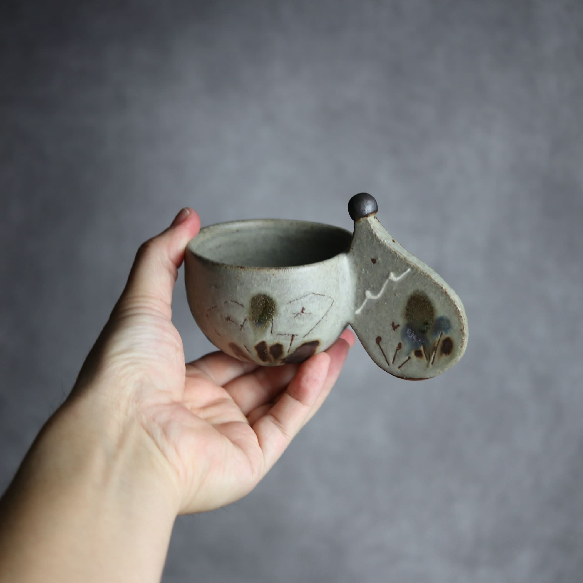 ハリネズミカップ4 やちむん 陶器 土の種 やちむん 陶器.