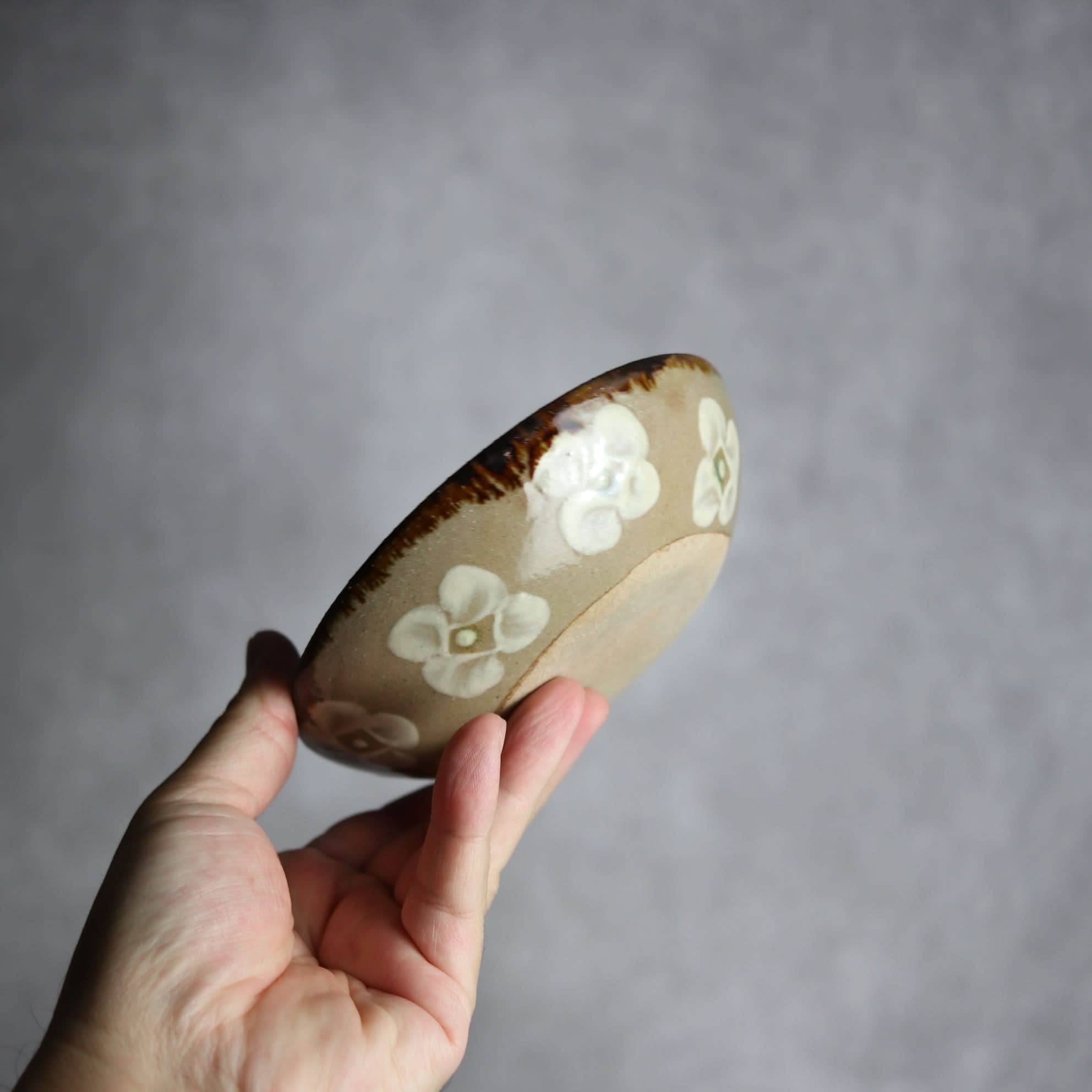 Alt Tag:*小鉢2 花紋 やちむん 陶器 エドメ陶房