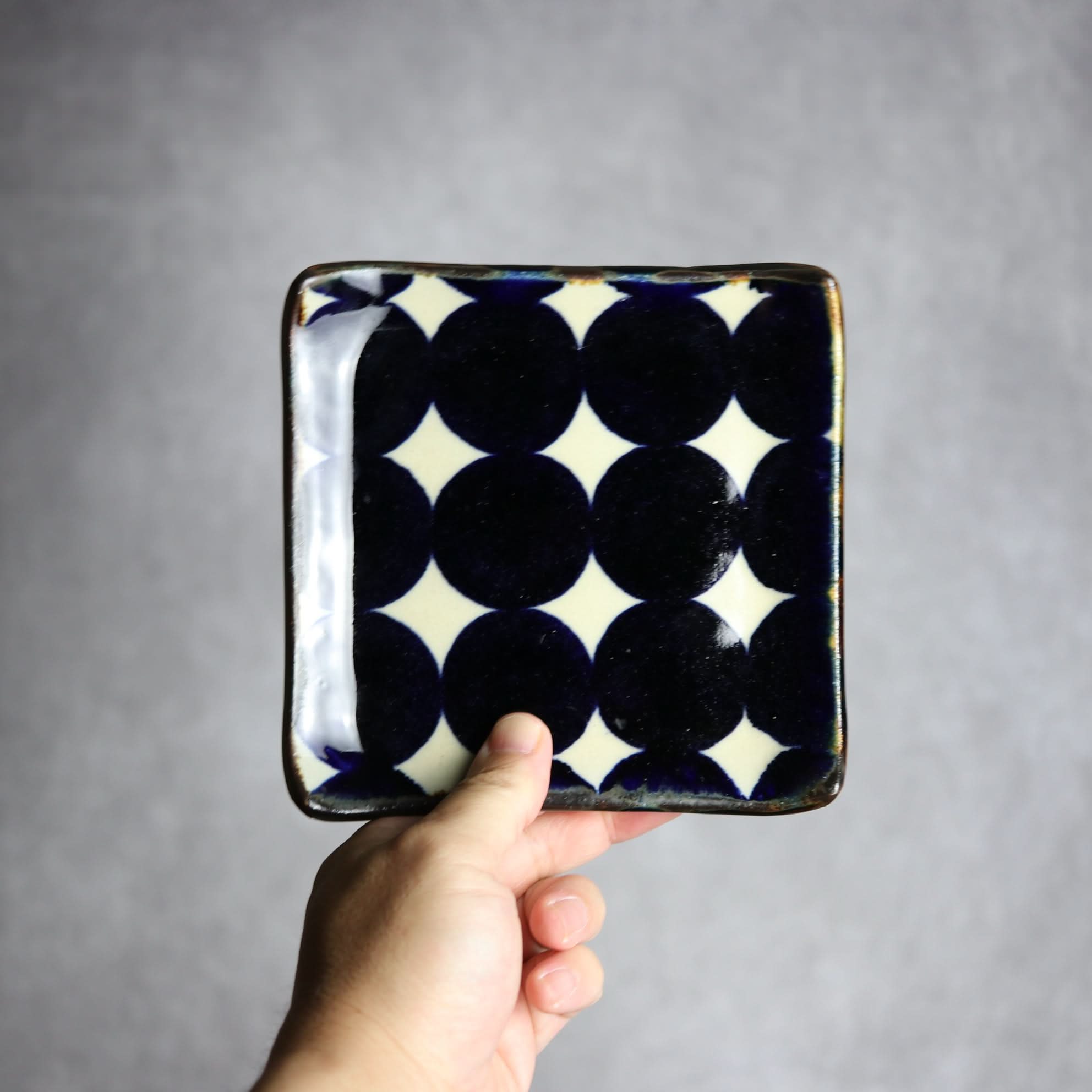 デザートプレート1 青ドット紋 やちむん 陶器 エドメ陶房 やちむん 陶器.