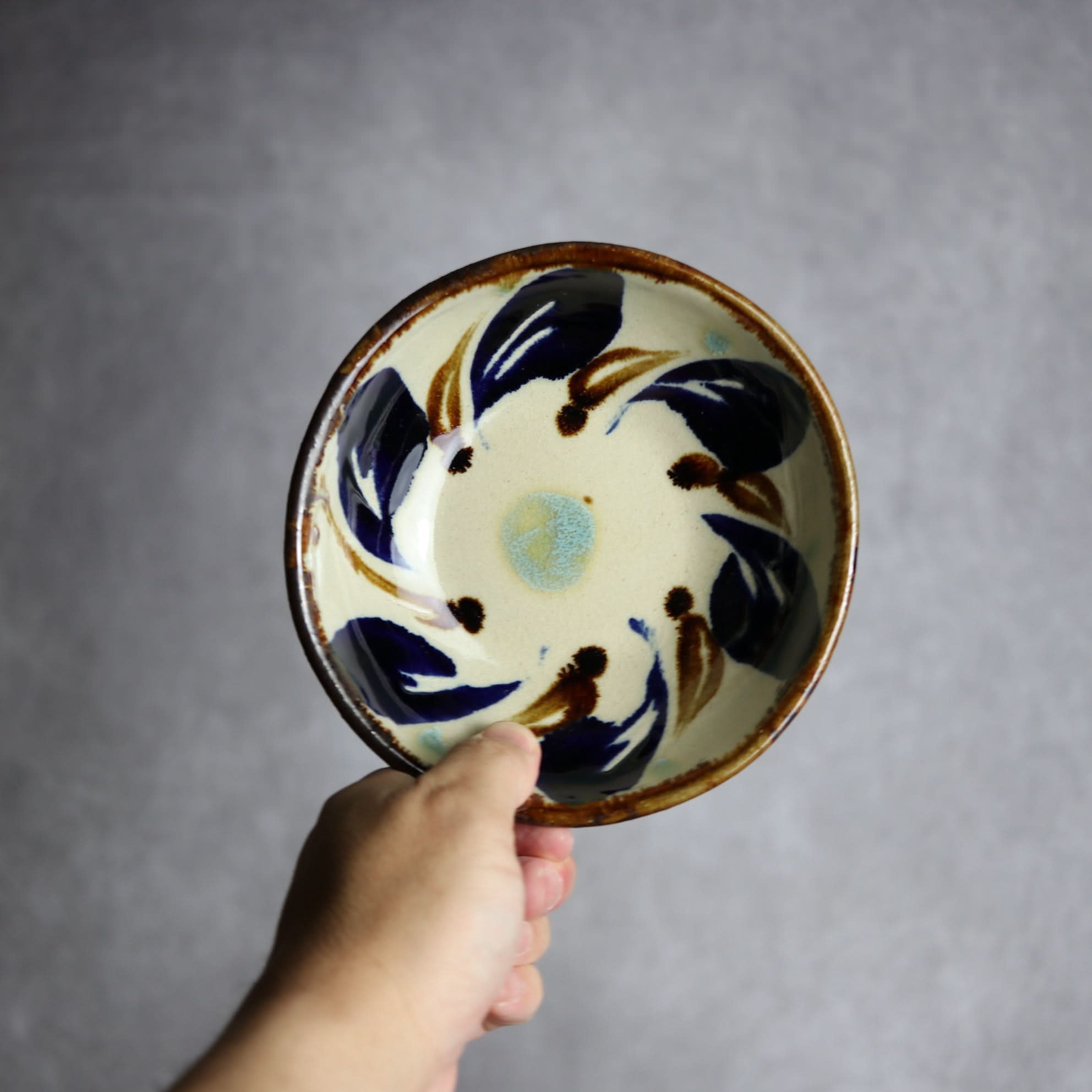 Alt Tag:*小鉢大1 波紋 やちむん 陶器 エドメ陶房