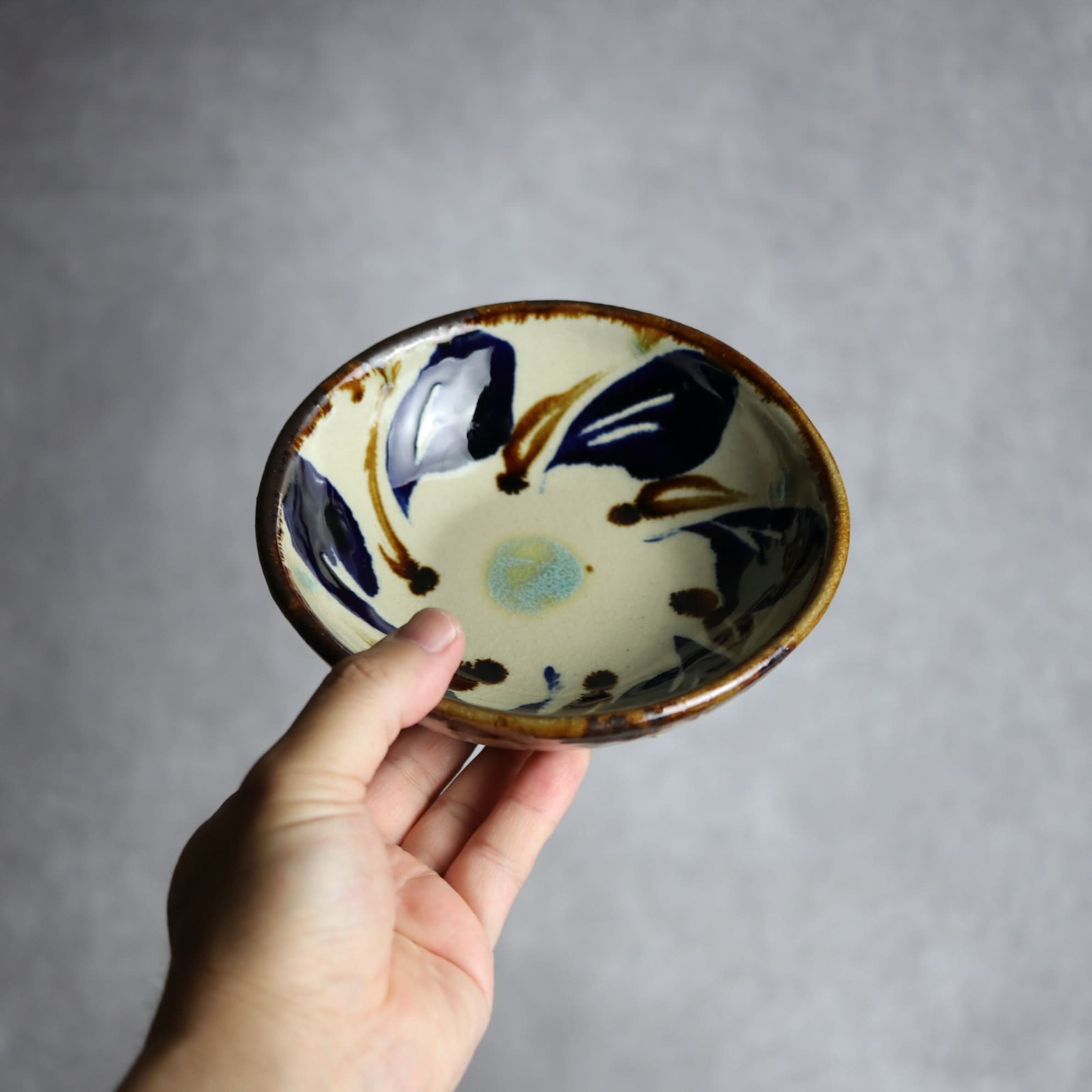 Alt Tag:*小鉢大1 波紋 やちむん 陶器 エドメ陶房