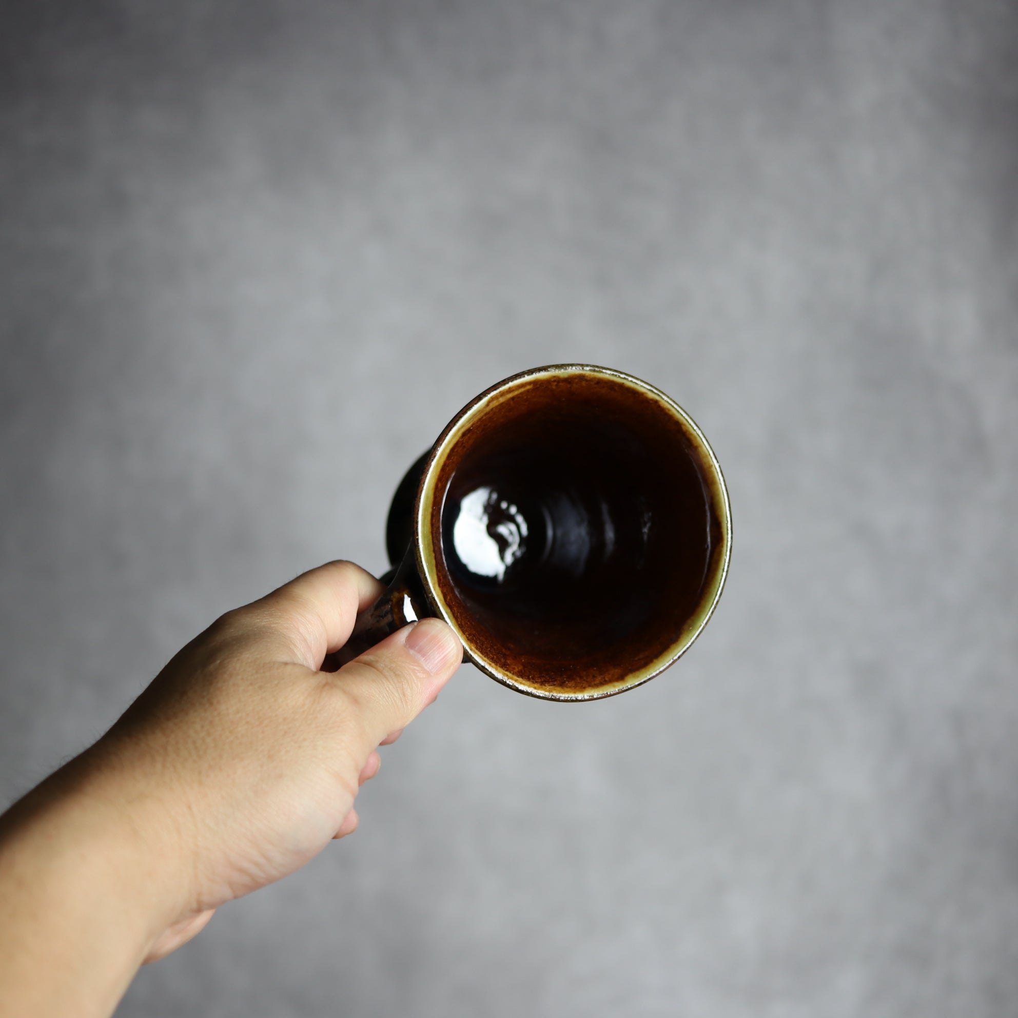 茂生窯 - マグカップ1 飴釉 イッチン 唐草 やちむん 陶器 茂生窯 - mundasui