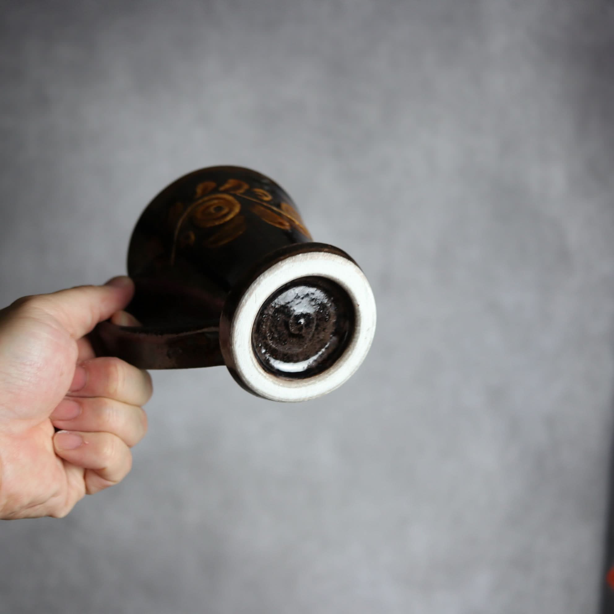 マグカップ1 飴釉 イッチン 唐草 やちむん 陶器 茂生窯 陶器.