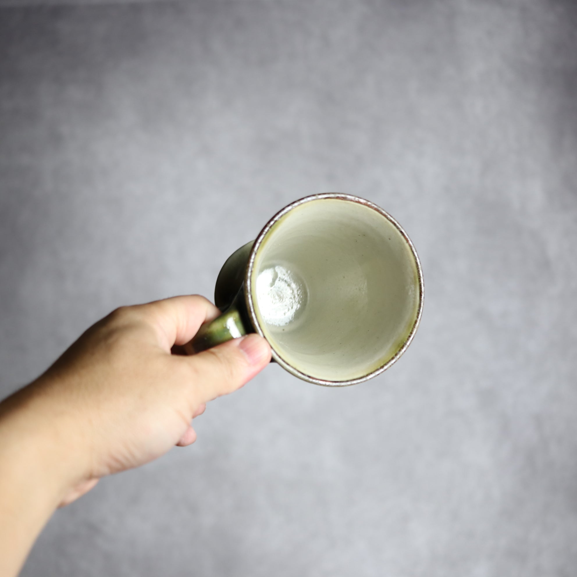 茂生窯 - マグカップ1 三彩 線彫唐草 やちむん 陶器 茂生窯 - mundasui