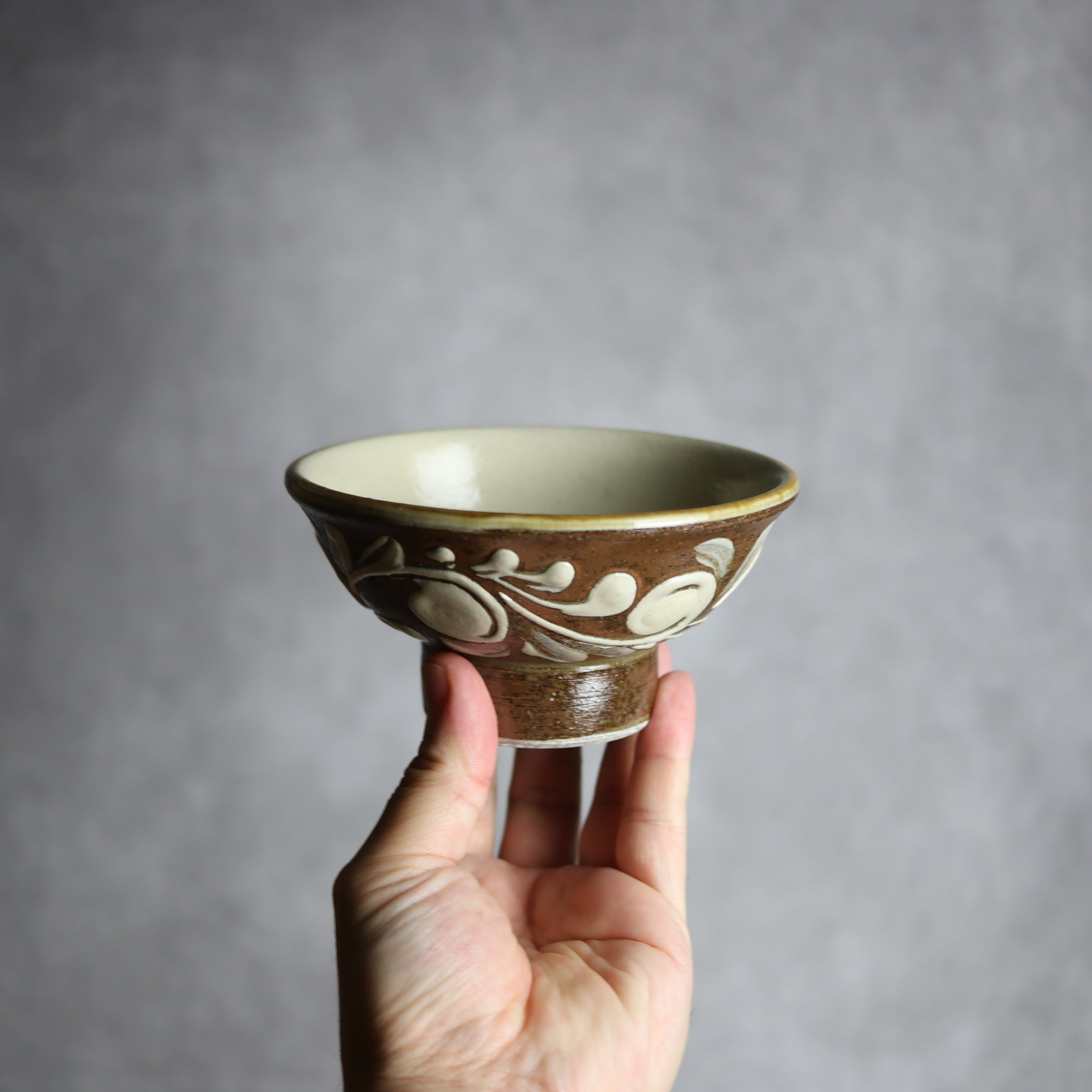 茂生窯 - 4寸マカイ1 イッチン 唐草 やちむん 陶器 茂生窯 - mundasui