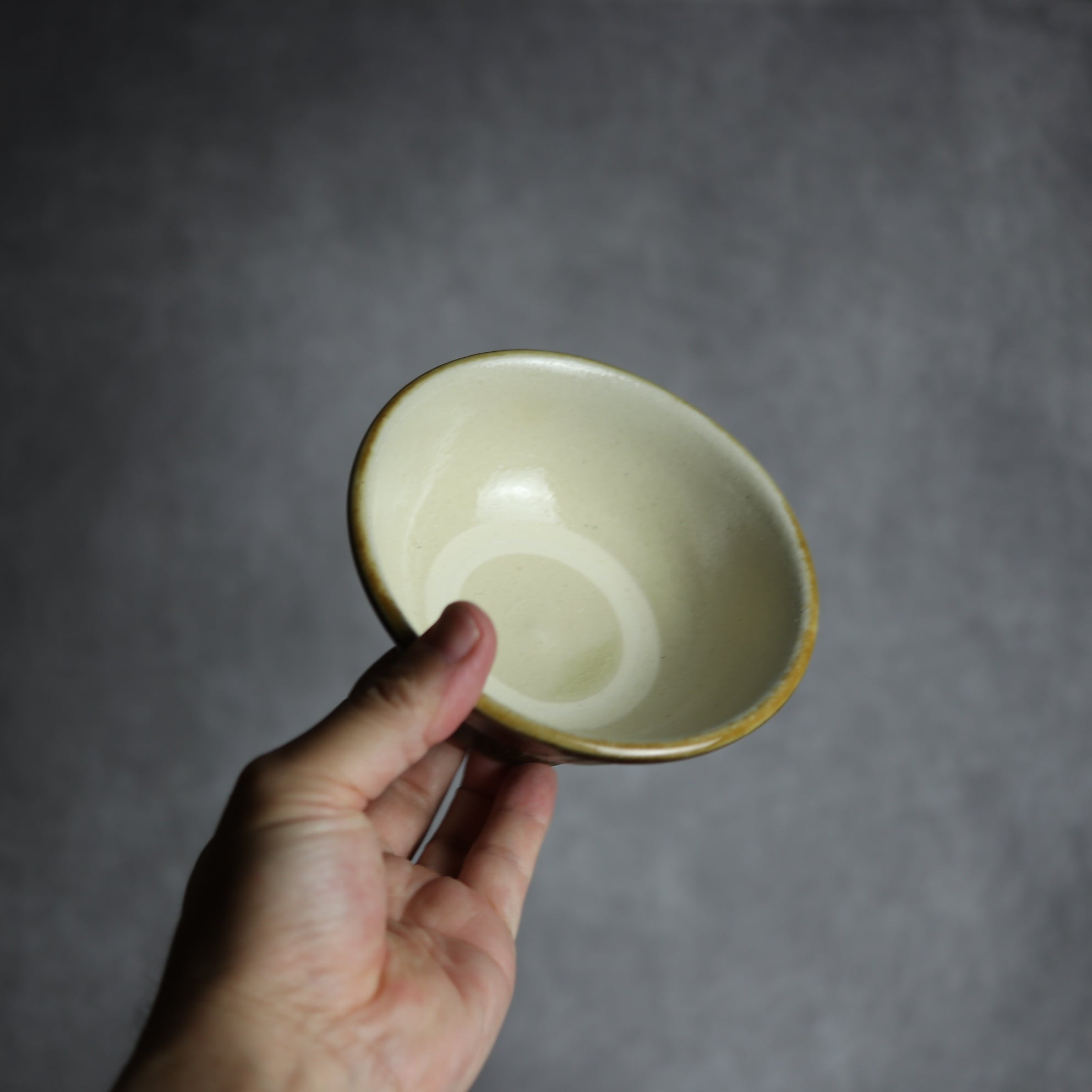 茂生窯 - 4寸マカイ1 三彩 イッチン 巴紋 やちむん 陶器 茂生窯 - mundasui