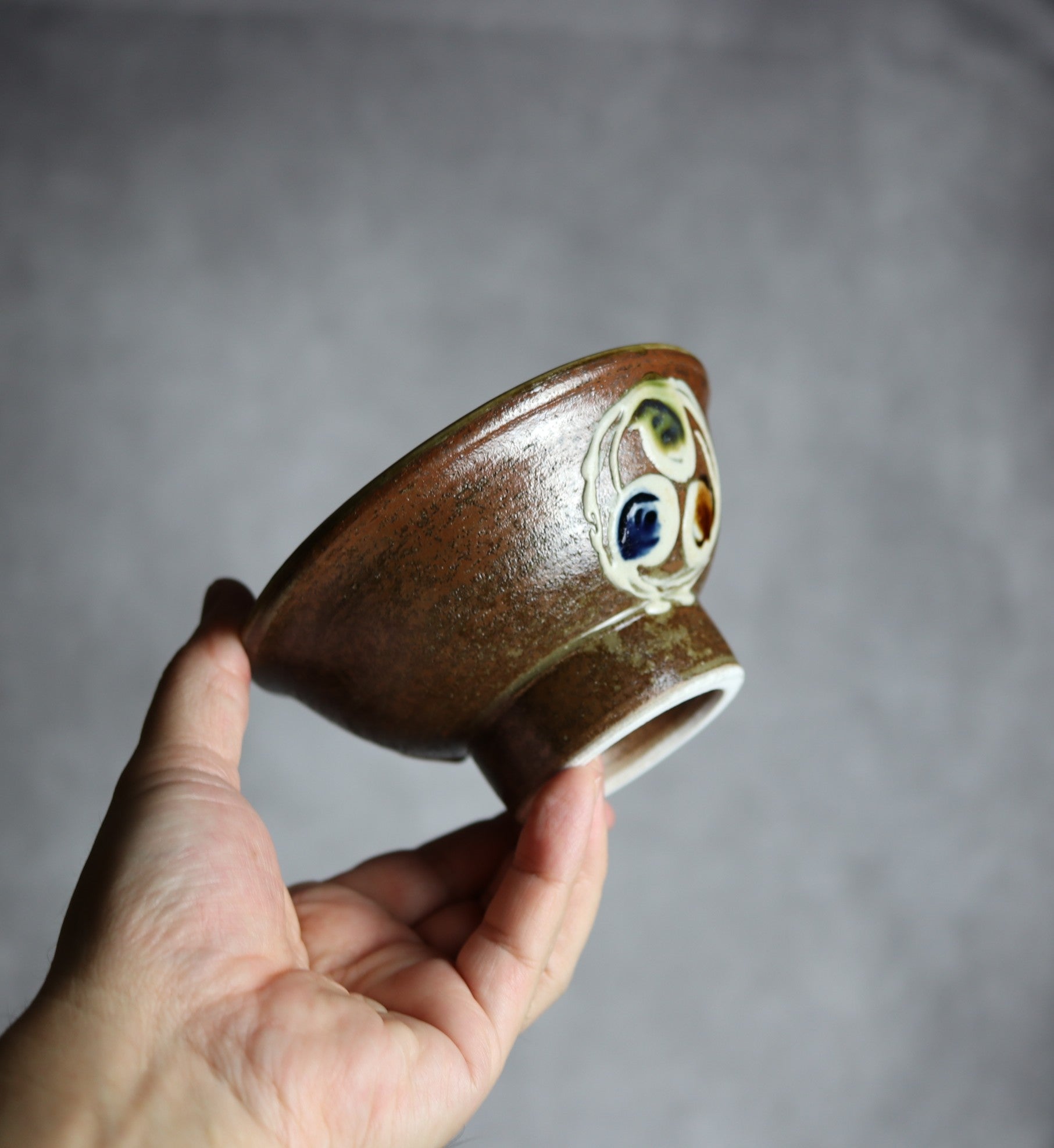 茂生窯 - 4寸マカイ1 三彩 イッチン 巴紋 やちむん 陶器 茂生窯 - mundasui