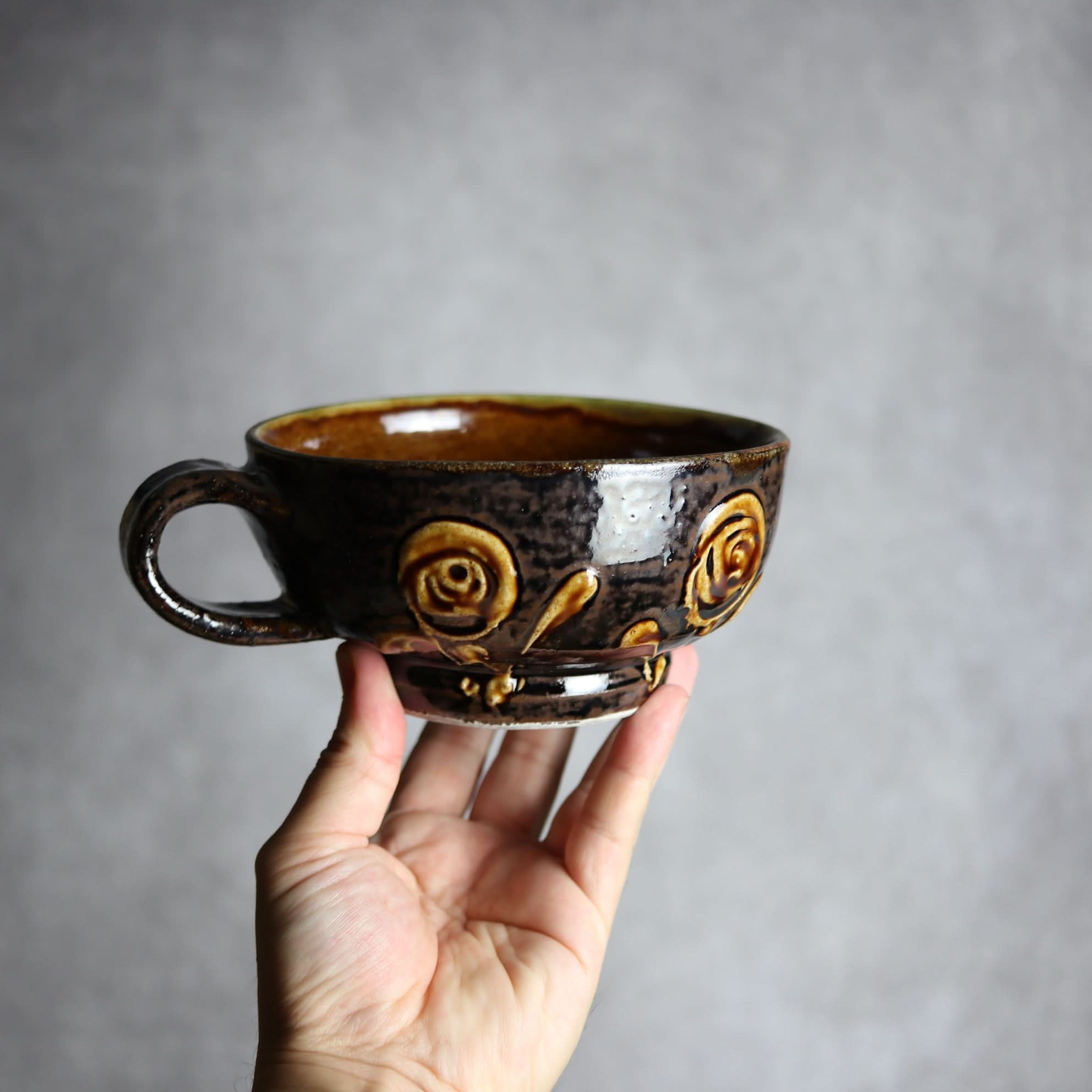 スープマグ1 飴釉 イッチン 花 やちむん 陶器 茂生窯 陶器.