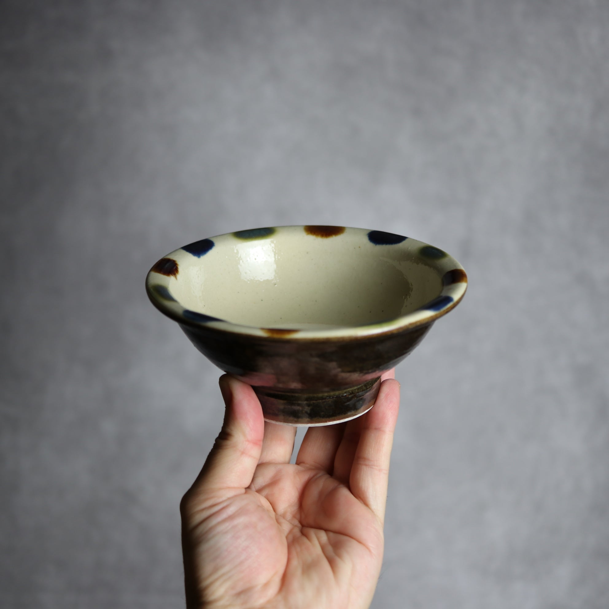 茂生窯 - 4寸ワンブー2 三彩 縁点打 やちむん 陶器 茂生窯 - mundasui