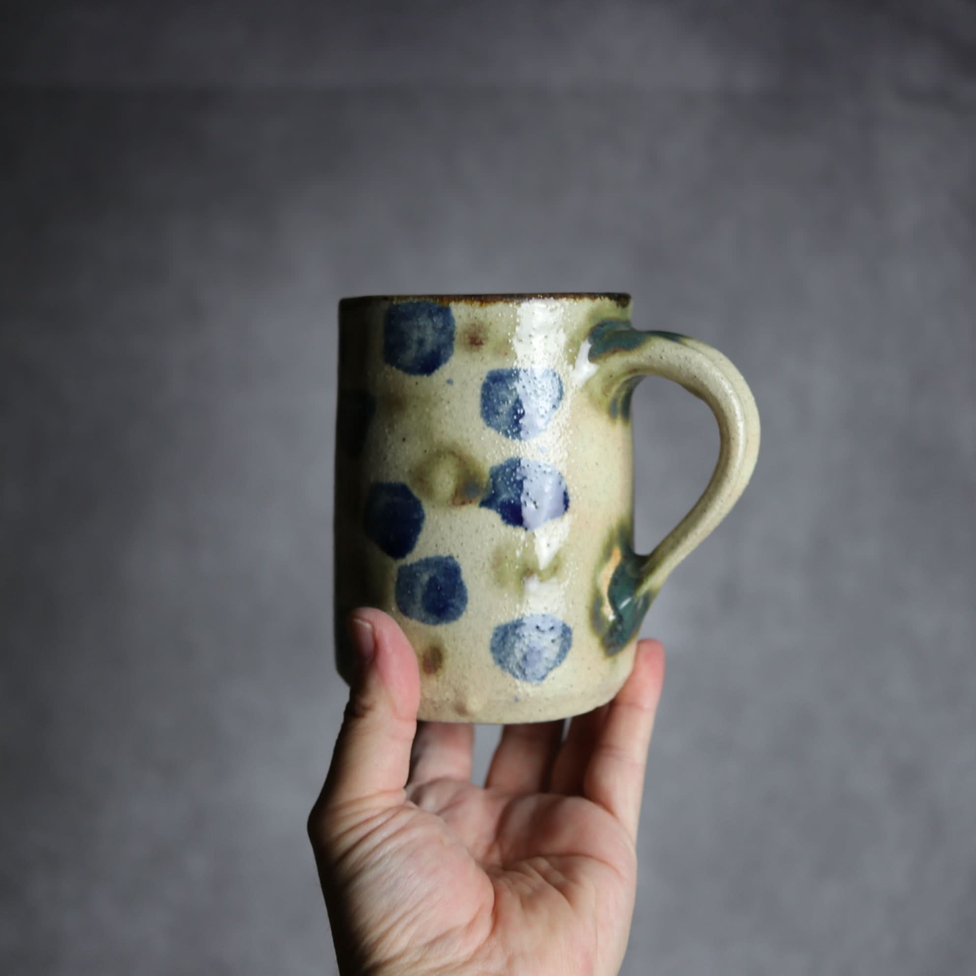 北窯 松田共司工房 - ビアマグ2 呉須 緑釉 点打 やちむん 陶器 北窯 松田共司工房 - mundasui