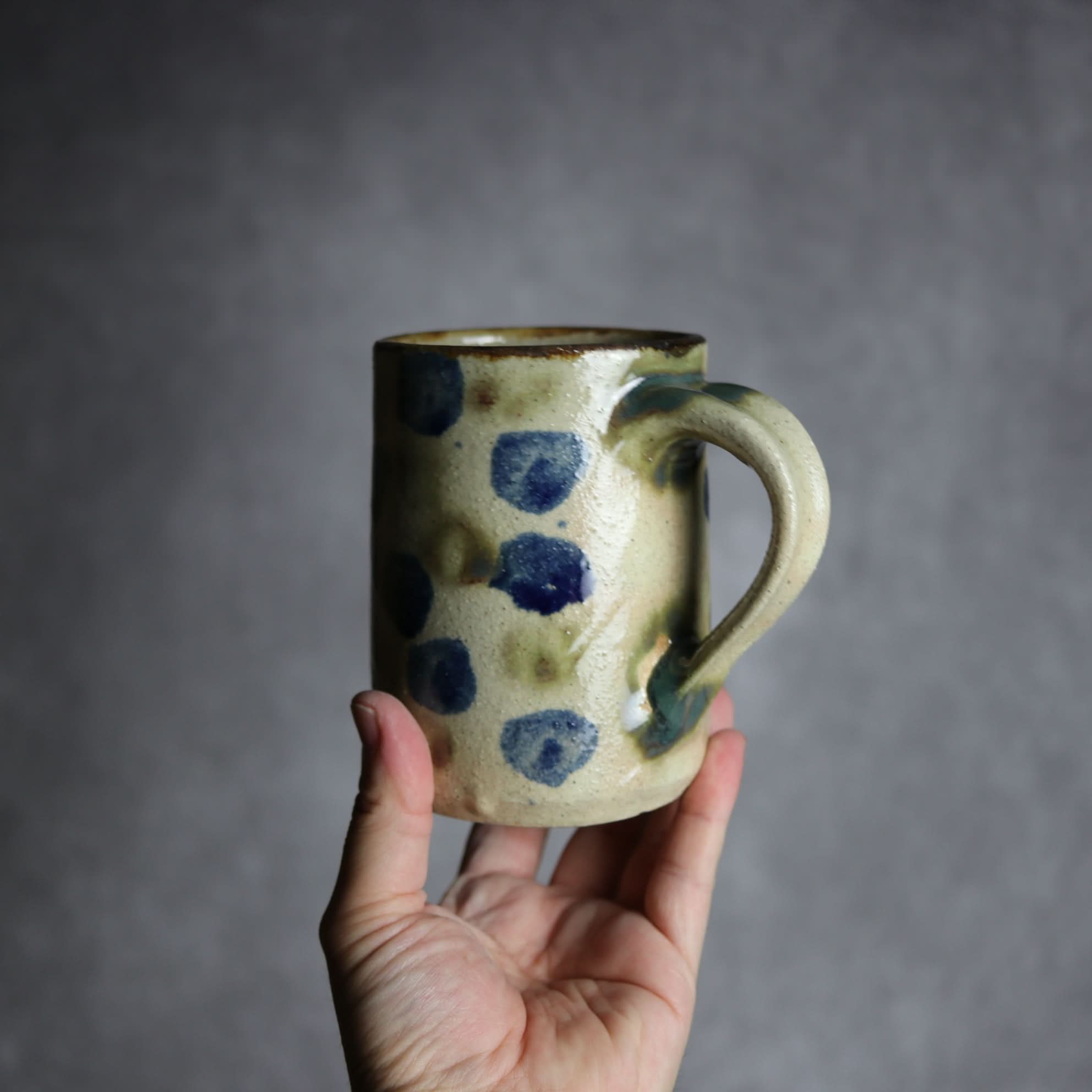 北窯 松田共司工房 - ビアマグ2 呉須 緑釉 点打 やちむん 陶器 北窯 松田共司工房 - mundasui