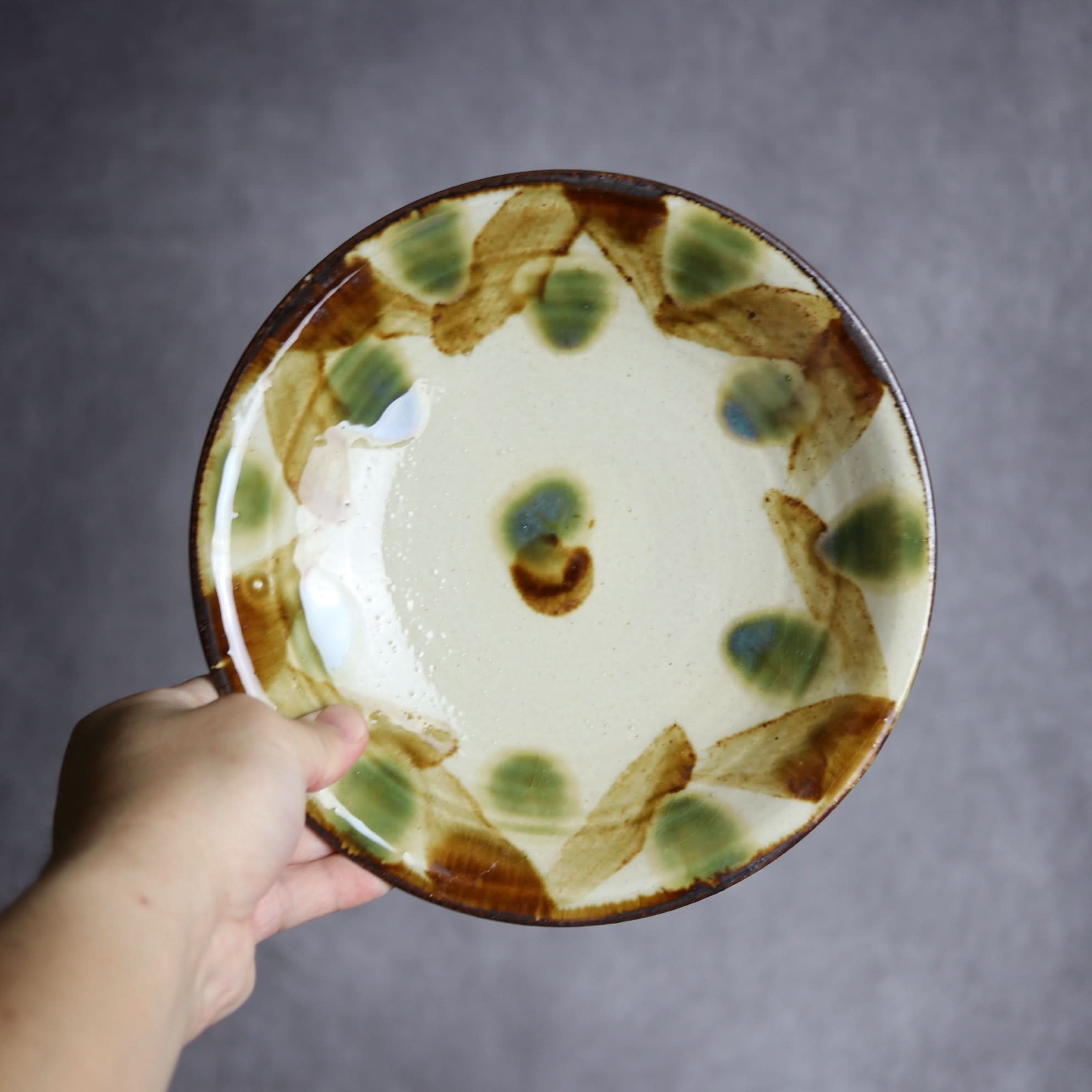 7寸皿1 三彩 格子点打 やちむん 陶器 いずみ窯 島袋工房 やちむん 陶器.