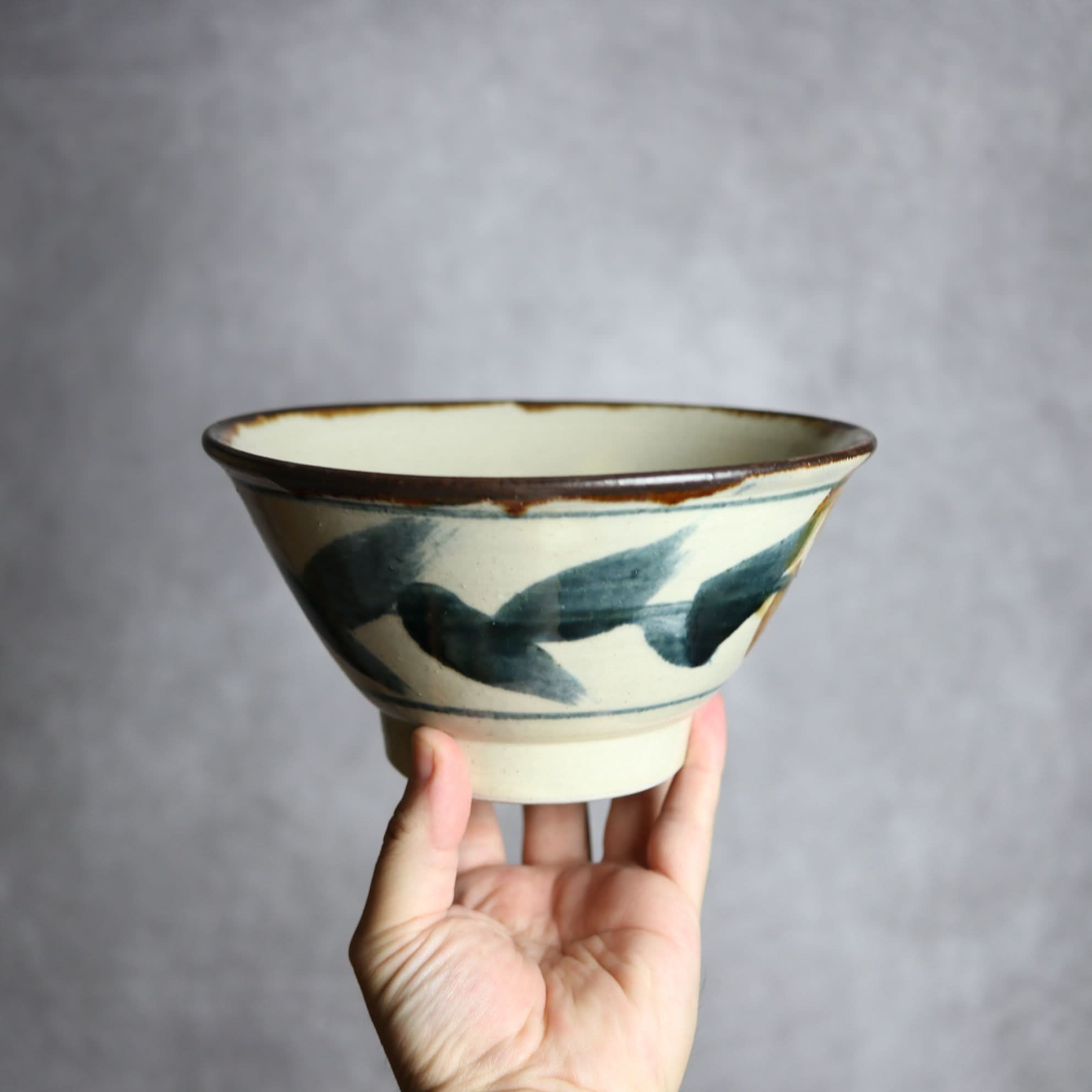 6寸マカイ1 飴 呉須釉 花紋 やちむん 陶器 いずみ窯 島袋工房 やちむん 陶器.