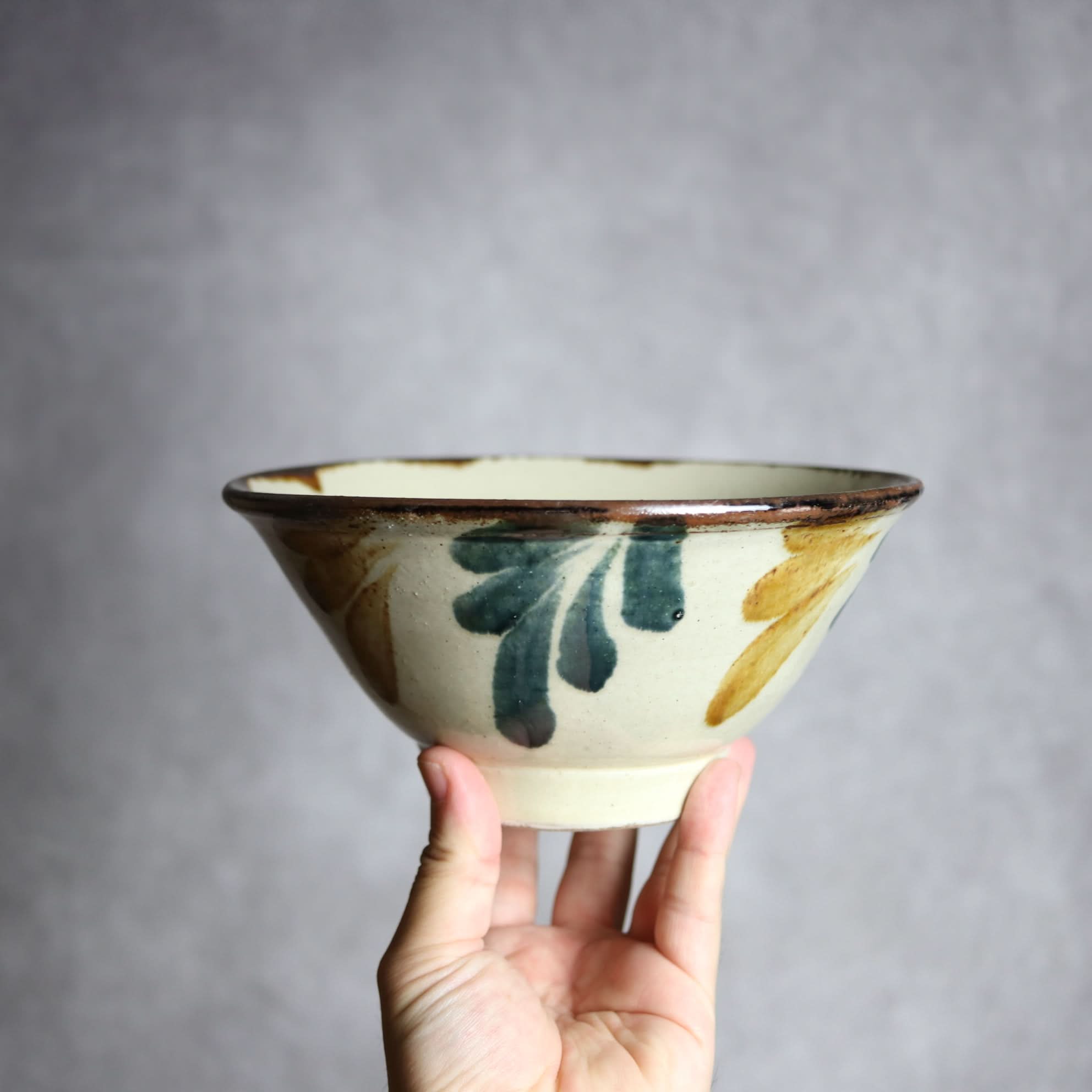 6寸マカイ1 飴 呉須釉 葉紋 やちむん 陶器 いずみ窯 島袋工房 やちむん 陶器.