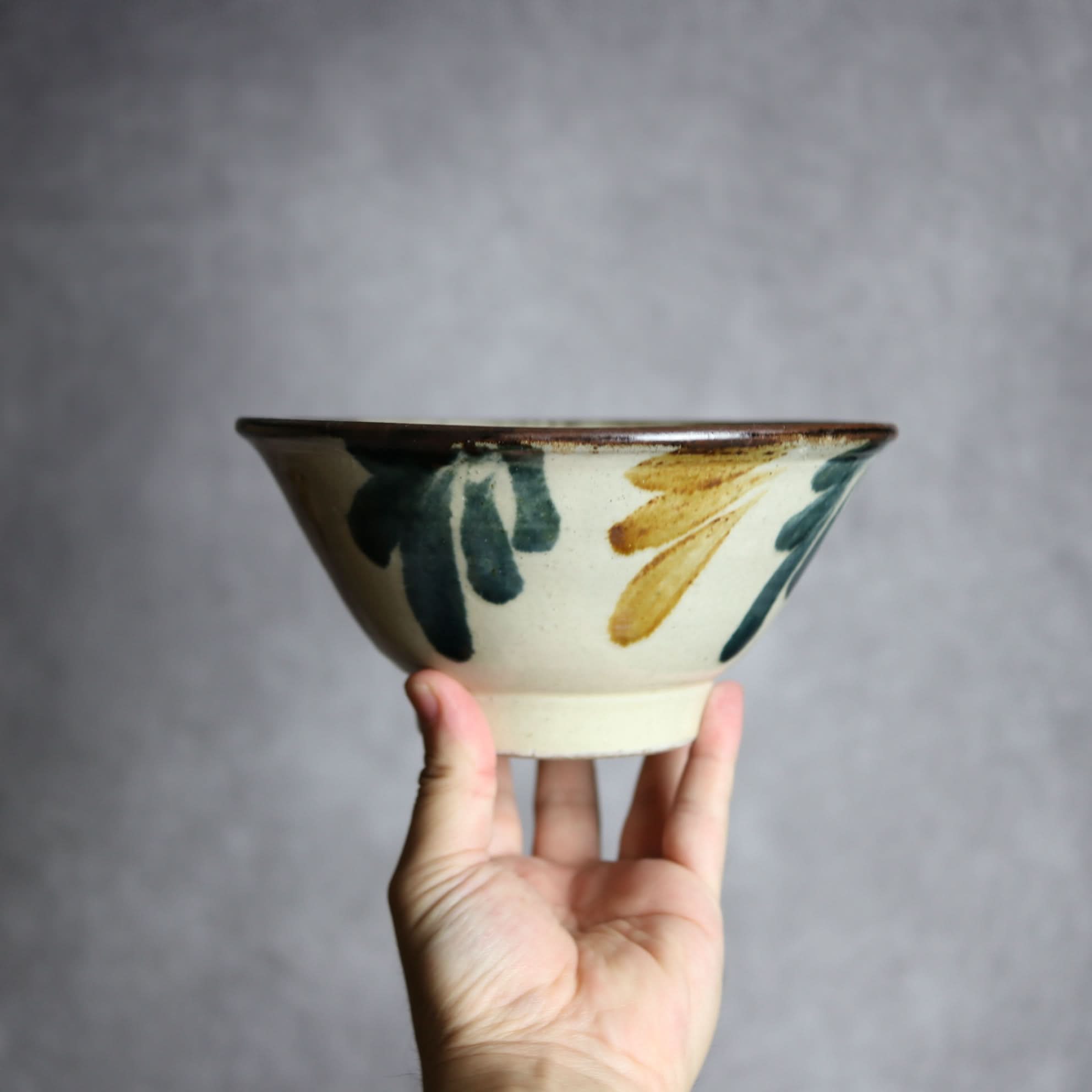 6寸マカイ1 飴 呉須釉 葉紋 やちむん 陶器 いずみ窯 島袋工房 やちむん 陶器.