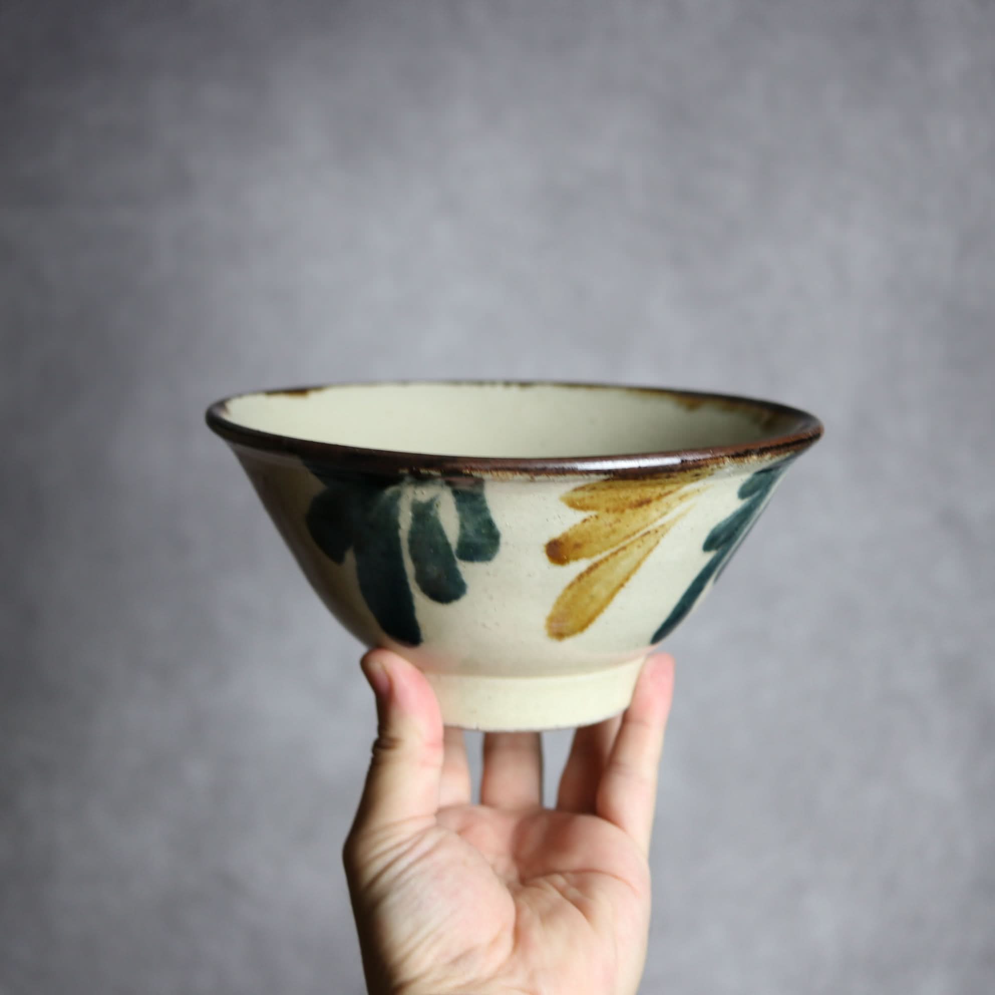 6寸マカイ1 飴 呉須釉 葉紋 やちむん 陶器 いずみ窯 島袋工房 やちむん 陶器.