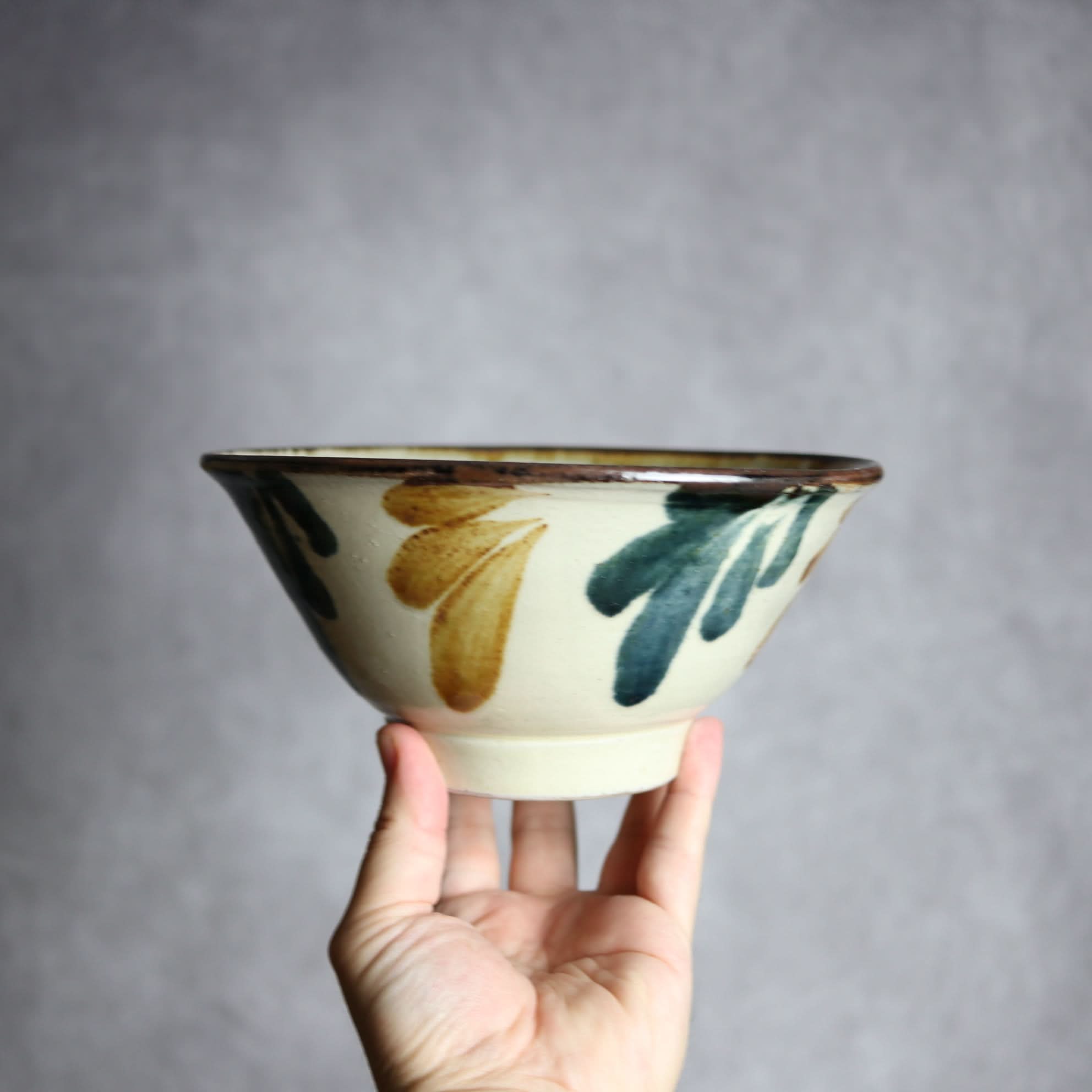 6寸マカイ1 飴 呉須釉 葉紋 やちむん 陶器 いずみ窯 島袋工房 やちむん 陶器.