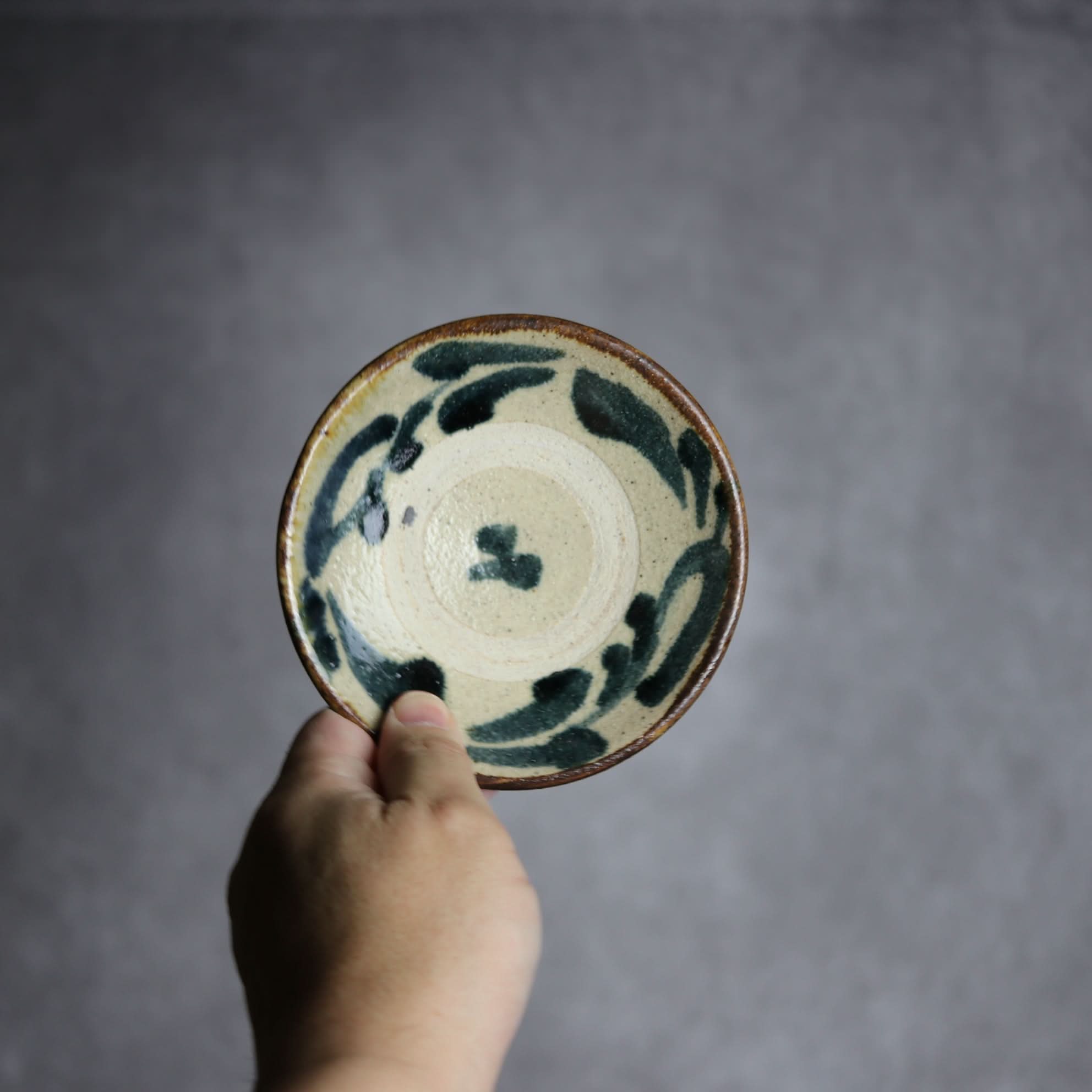3.5寸皿3 呉須釉 唐草 やちむん 陶器 北窯 松田共司工房 やちむん 陶器.