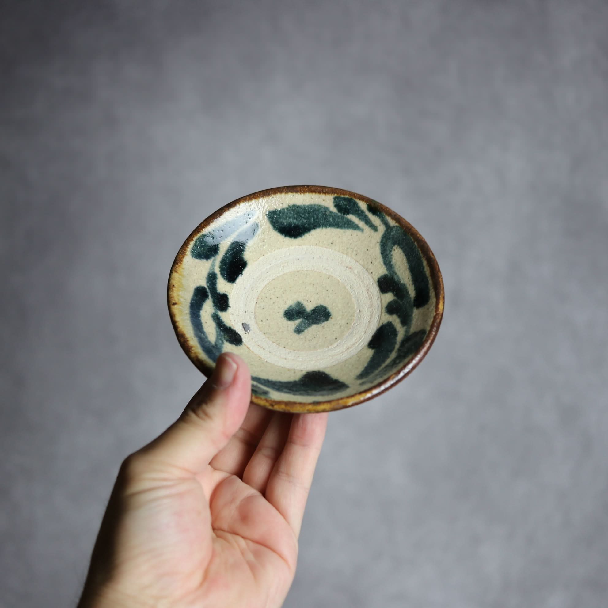 3.5寸皿3 呉須釉 唐草 やちむん 陶器 北窯 松田共司工房 やちむん 陶器.