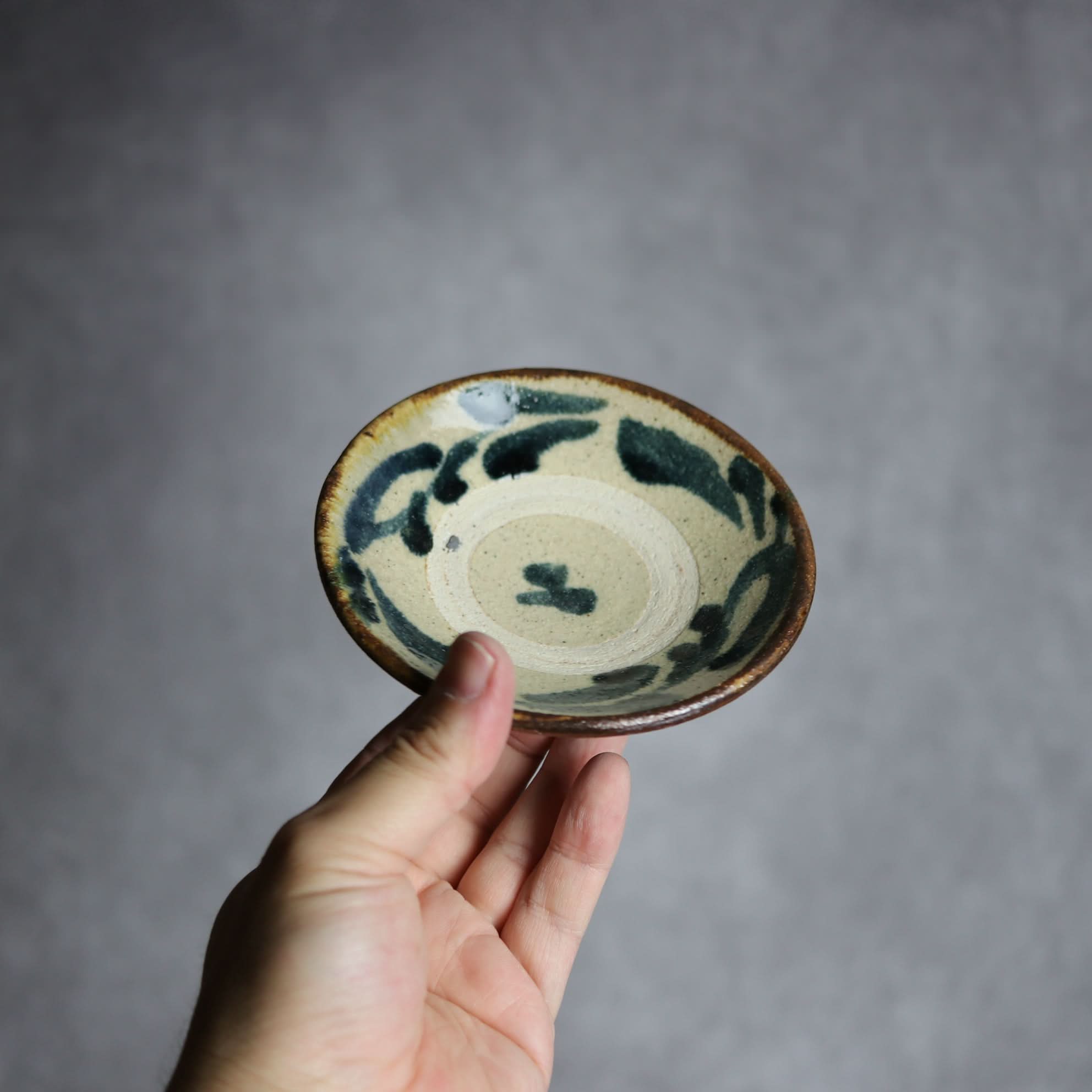 3.5寸皿3 呉須釉 唐草 やちむん 陶器 北窯 松田共司工房 やちむん 陶器.