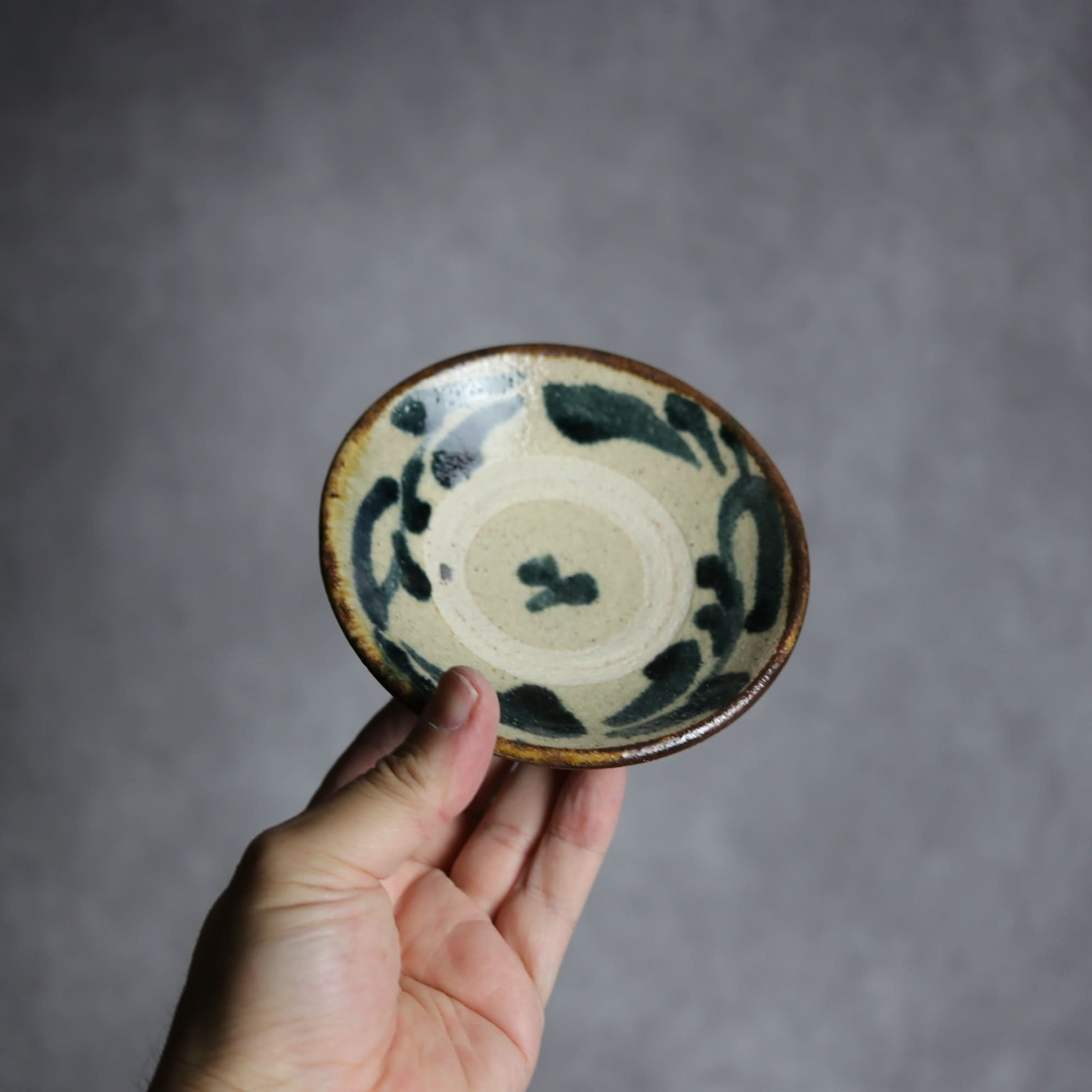3.5寸皿3 呉須釉 唐草 やちむん 陶器 北窯 松田共司工房 やちむん 陶器.