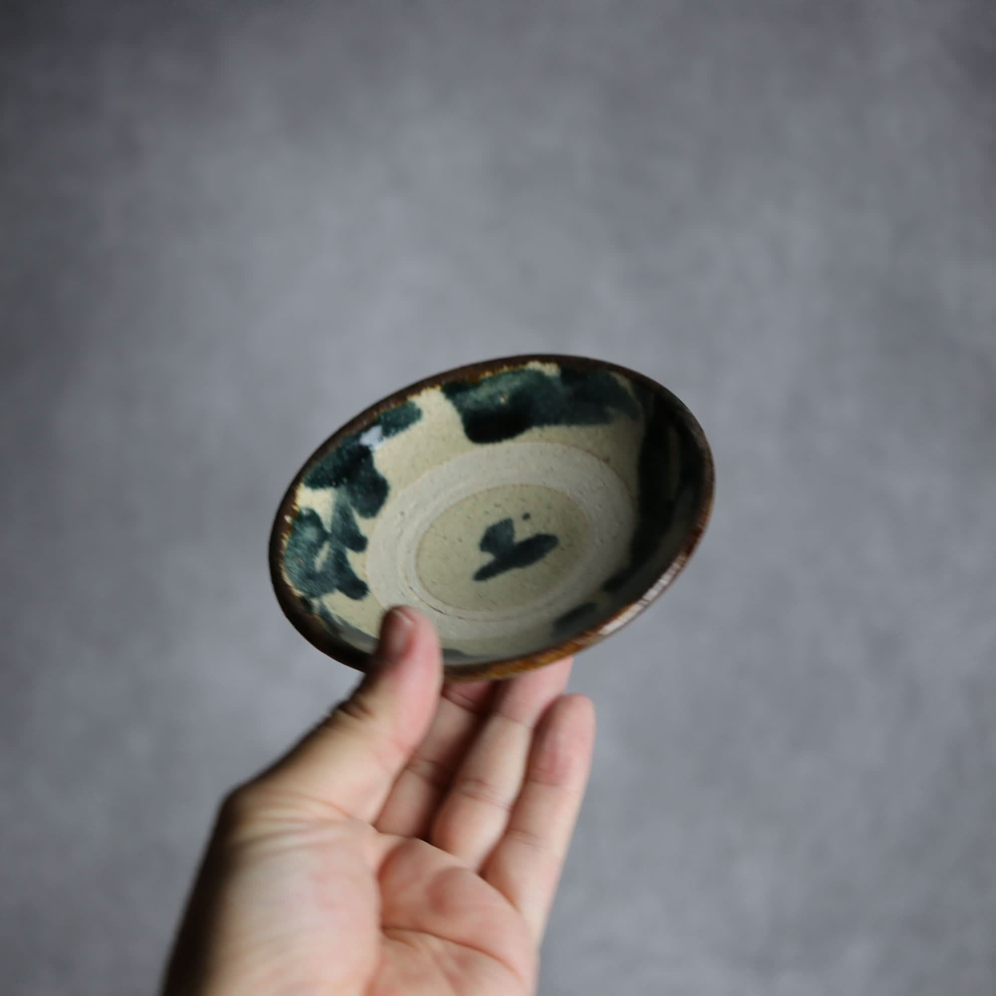 3.5寸皿4 呉須釉 唐草 やちむん 陶器 北窯 松田共司工房 やちむん 陶器.