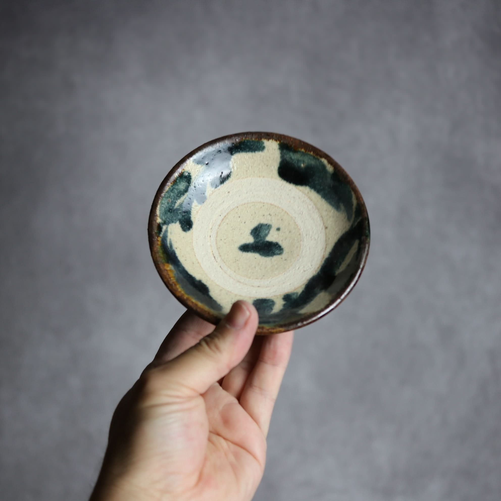 3.5寸皿4 呉須釉 唐草 やちむん 陶器 北窯 松田共司工房 やちむん 陶器.