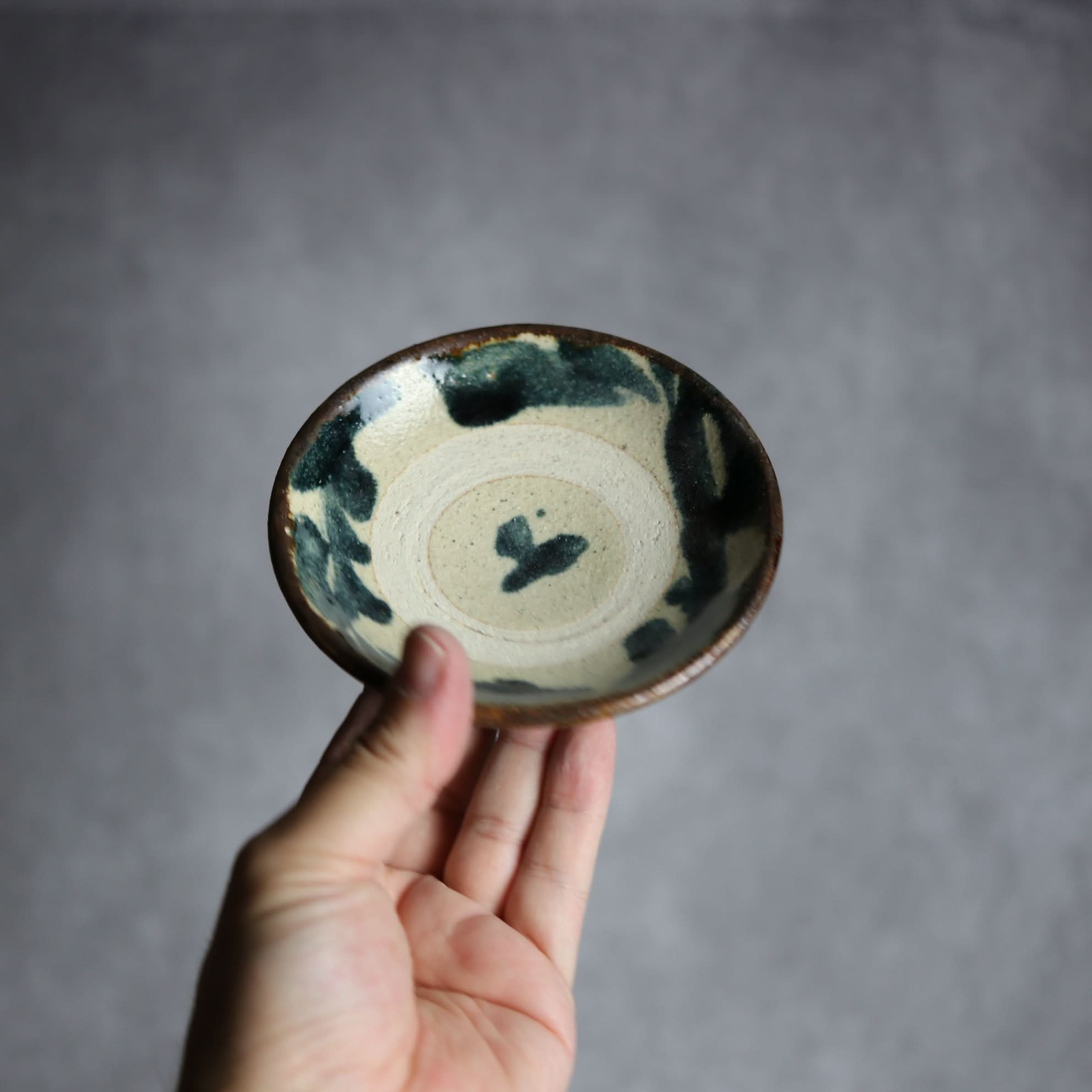 3.5寸皿4 呉須釉 唐草 やちむん 陶器 北窯 松田共司工房 やちむん 陶器.