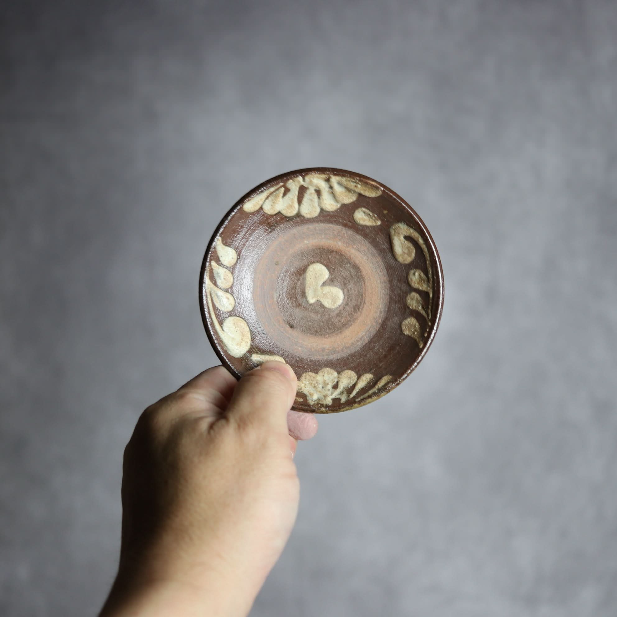 3寸皿3 イッチン 菊唐草 やちむん 陶器 北窯 松田共司工房 やちむん 陶器.