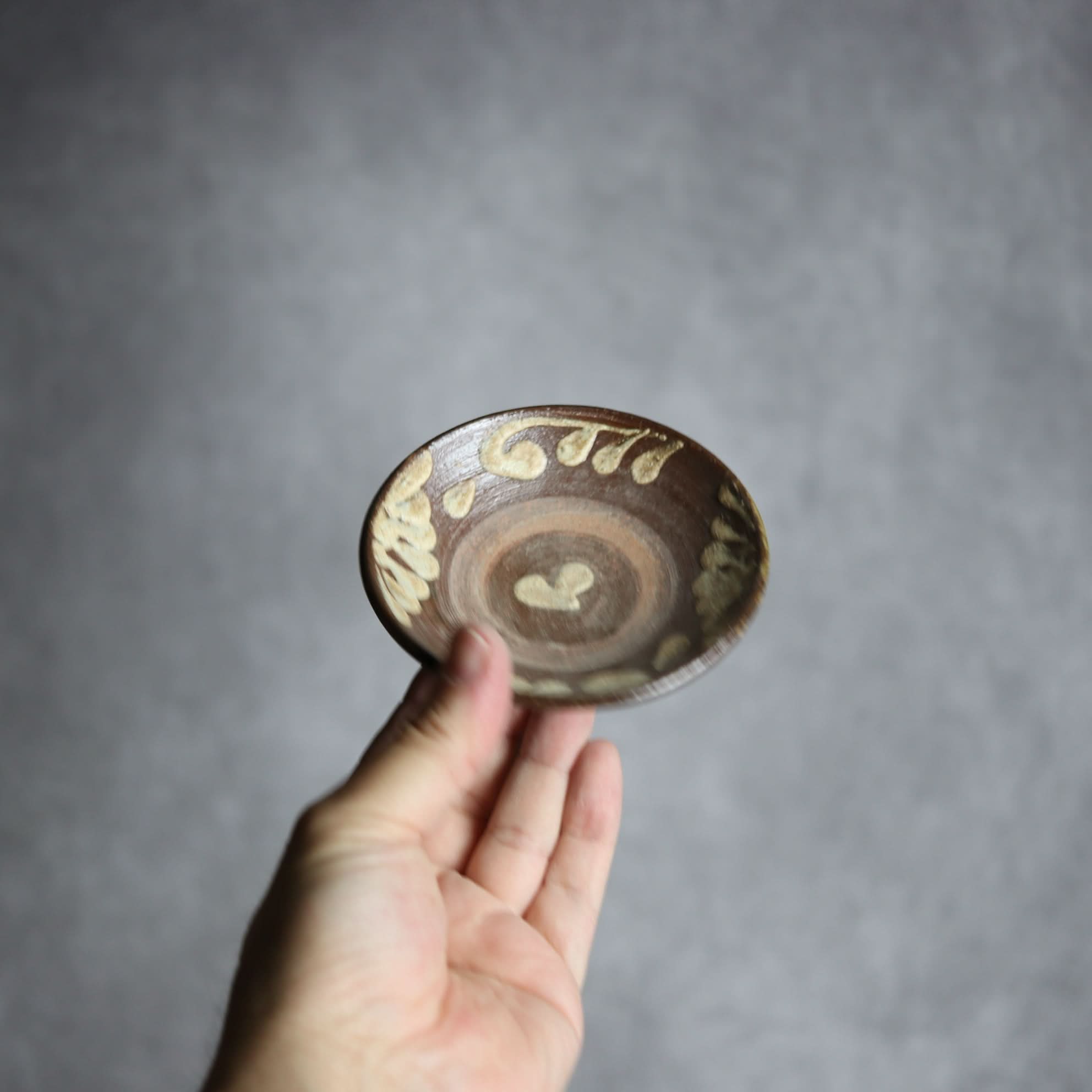 3寸皿3 イッチン 菊唐草 やちむん 陶器 北窯 松田共司工房 やちむん 陶器.