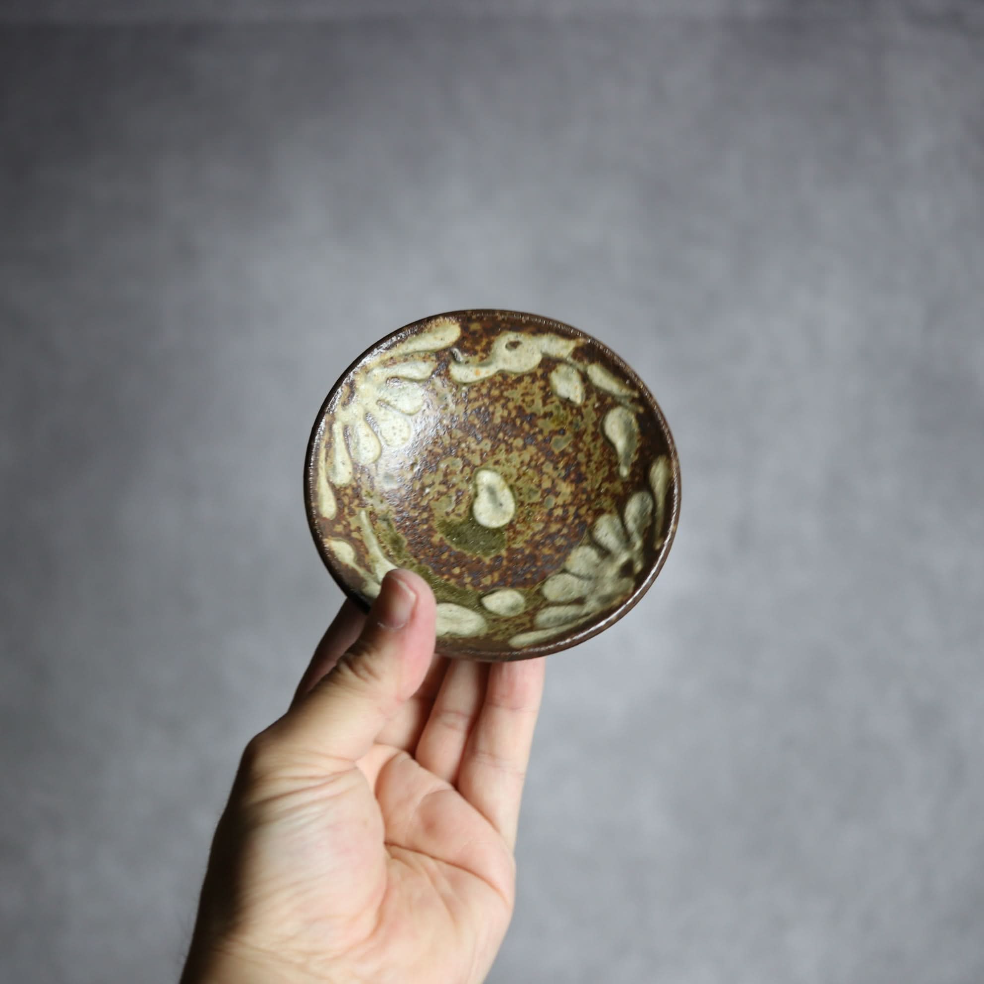 3寸皿4 イッチン 菊唐草 やちむん 陶器 北窯 松田共司工房 やちむん 陶器.