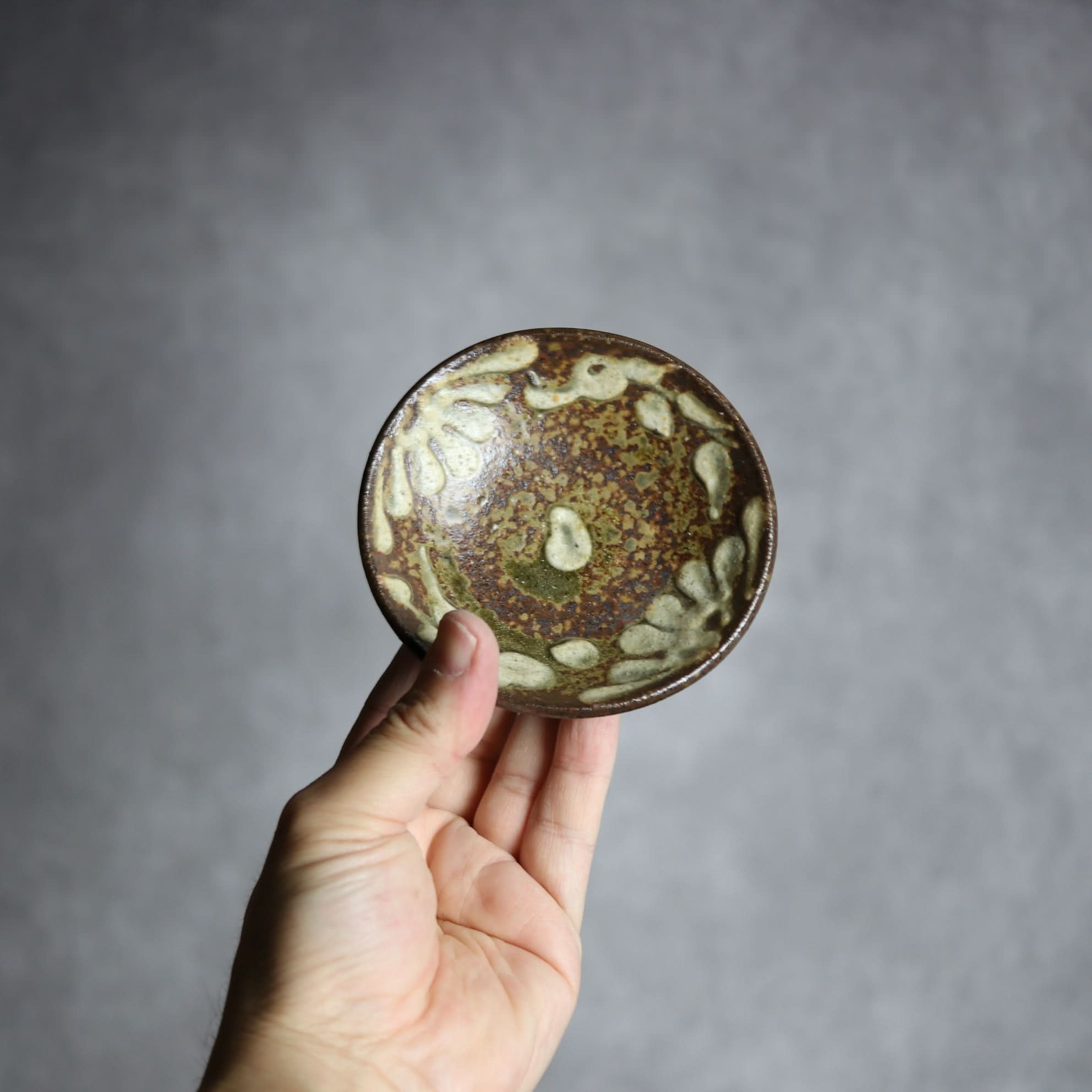 3寸皿4 イッチン 菊唐草 やちむん 陶器 北窯 松田共司工房 やちむん 陶器.