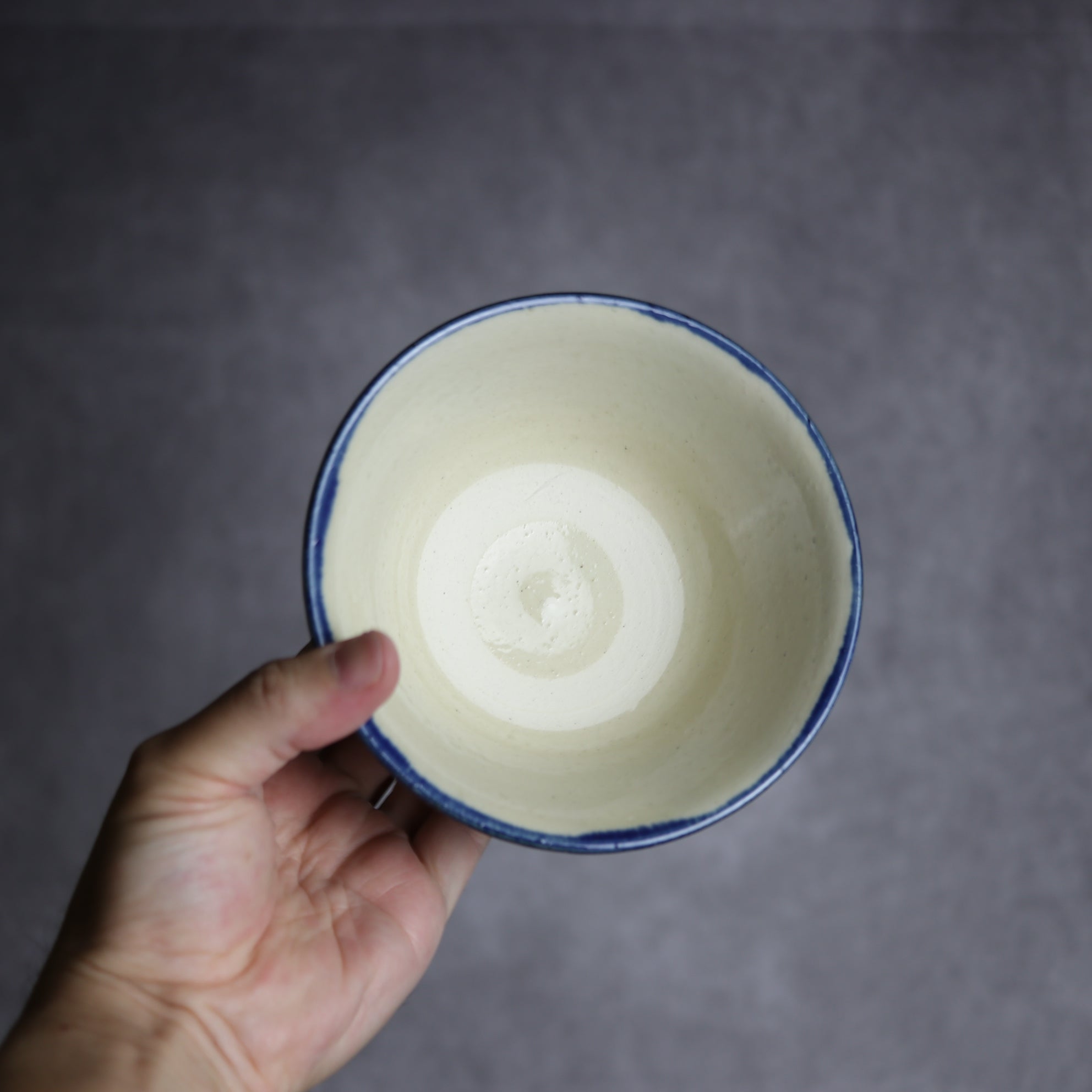 いずみ窯 島袋工房 - 4.5寸マカイ1 呉須釉 葉紋 やちむん 陶器 いずみ窯 島袋工房 - mundasui