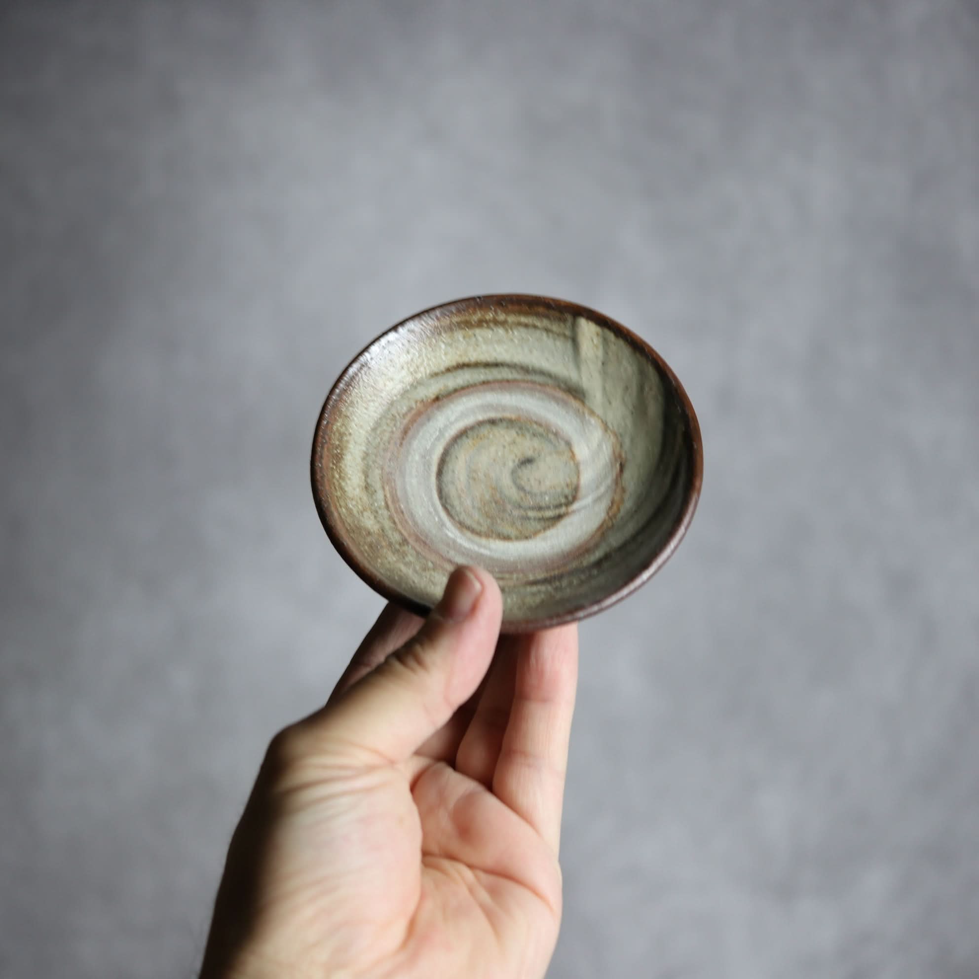 3寸皿2 緑釉 刷毛目 やちむん 陶器 北窯 松田共司工房 やちむん 陶器.