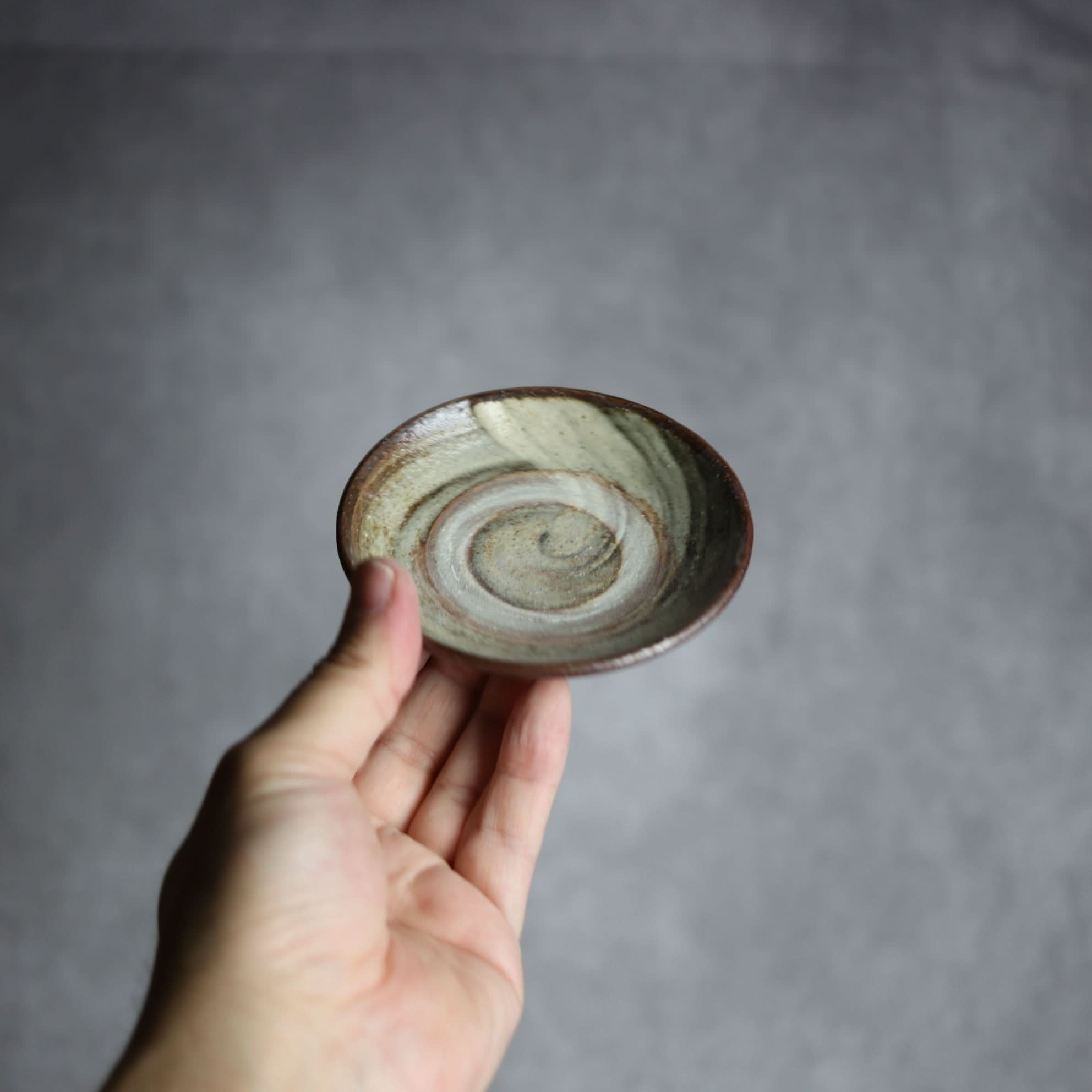 3寸皿2 緑釉 刷毛目 やちむん 陶器 北窯 松田共司工房 やちむん 陶器.