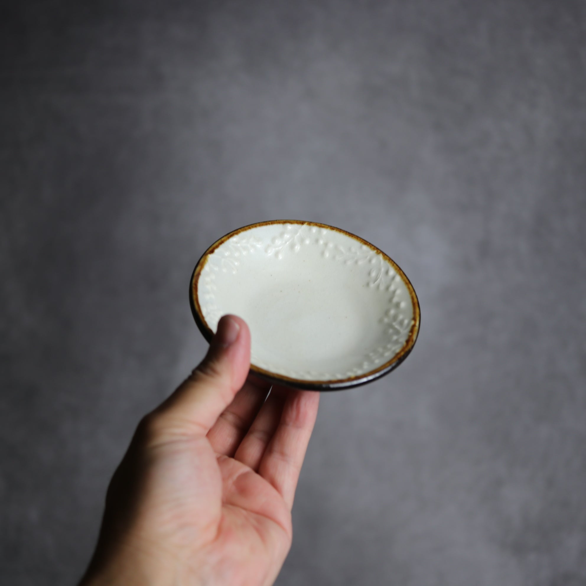 3寸皿2 いっちん やちむん 陶器 nagaremo やちむん 陶器.