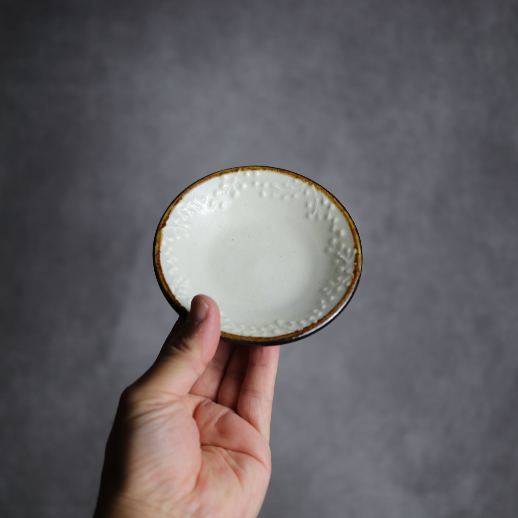 3寸皿2 いっちん やちむん 陶器 nagaremo やちむん 陶器.