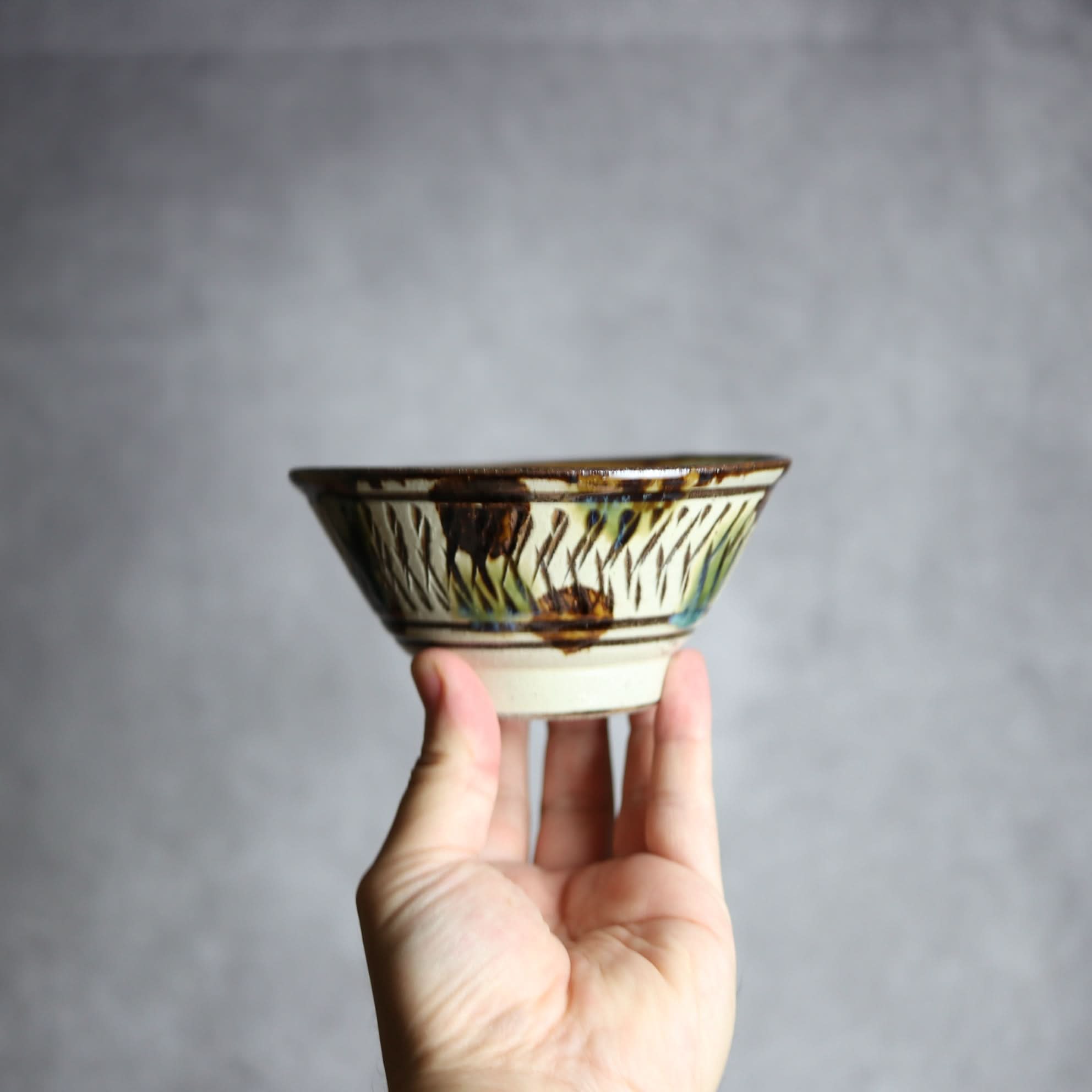 4寸マカイ1 三彩 点打 飛鉋 やちむん 陶器 いずみ窯 島袋工房 やちむん 陶器.