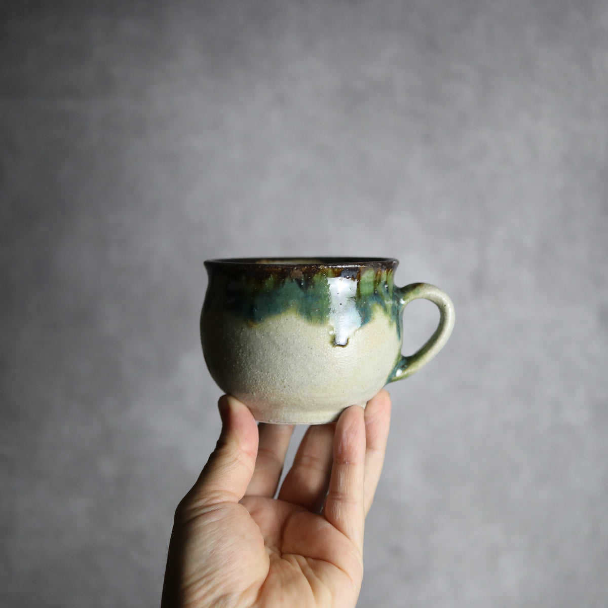 コーヒーカップ1 緑釉 やちむん 陶器 栄一工房