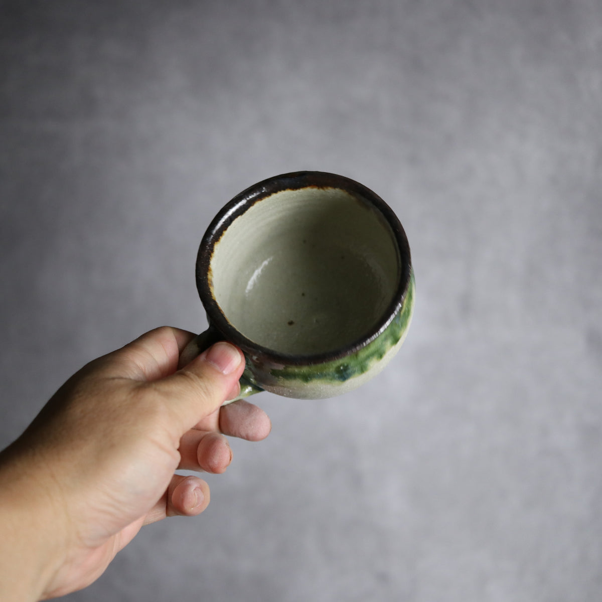 コーヒーカップ1 緑釉 やちむん 陶器 栄一工房