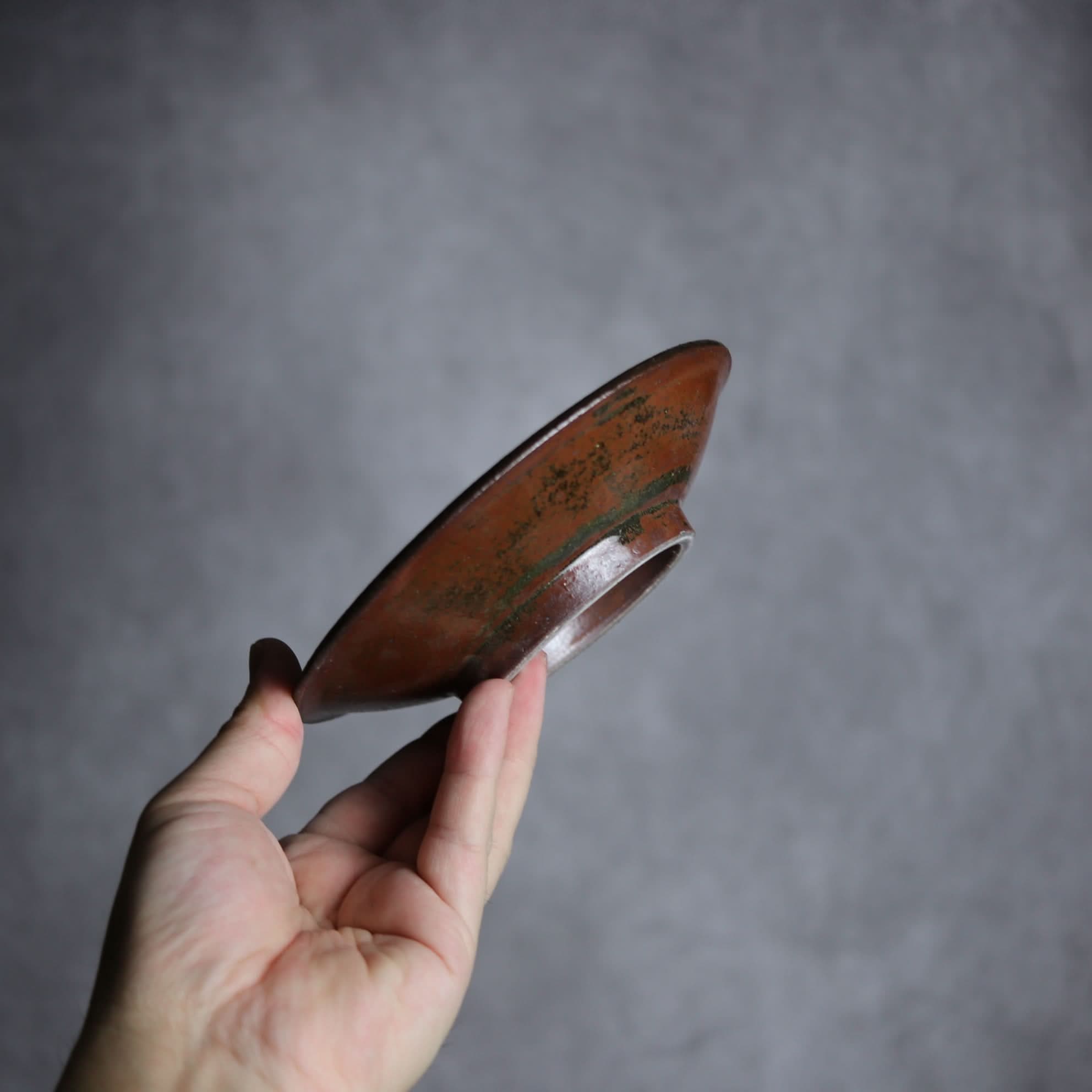 4.5寸皿1 飴 呉須釉 菊唐草 やちむん 陶器 北窯 松田共司工房 やちむん 陶器.