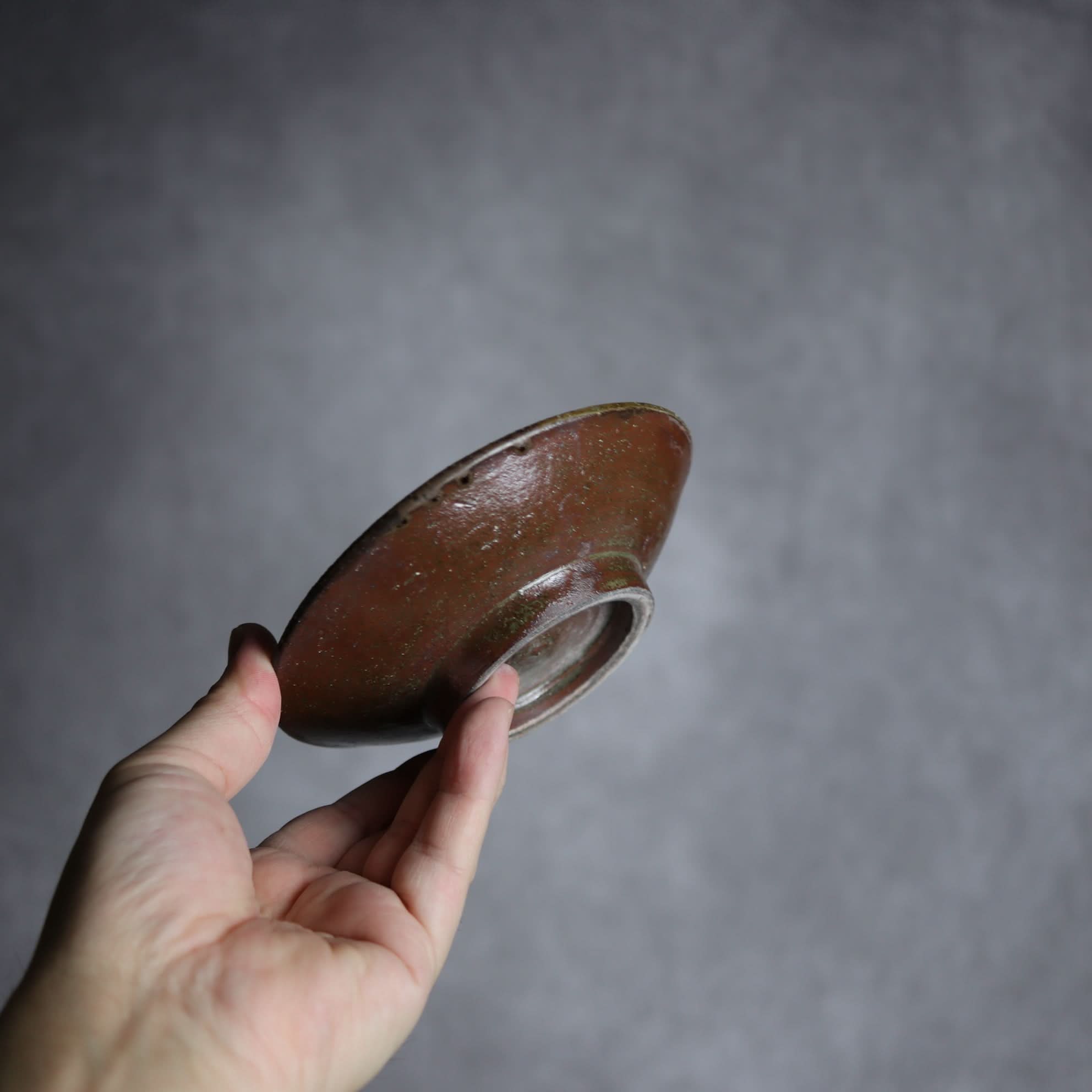 4寸皿1 飴 呉須釉 菊唐草 やちむん 陶器 北窯 松田共司工房 やちむん 陶器.