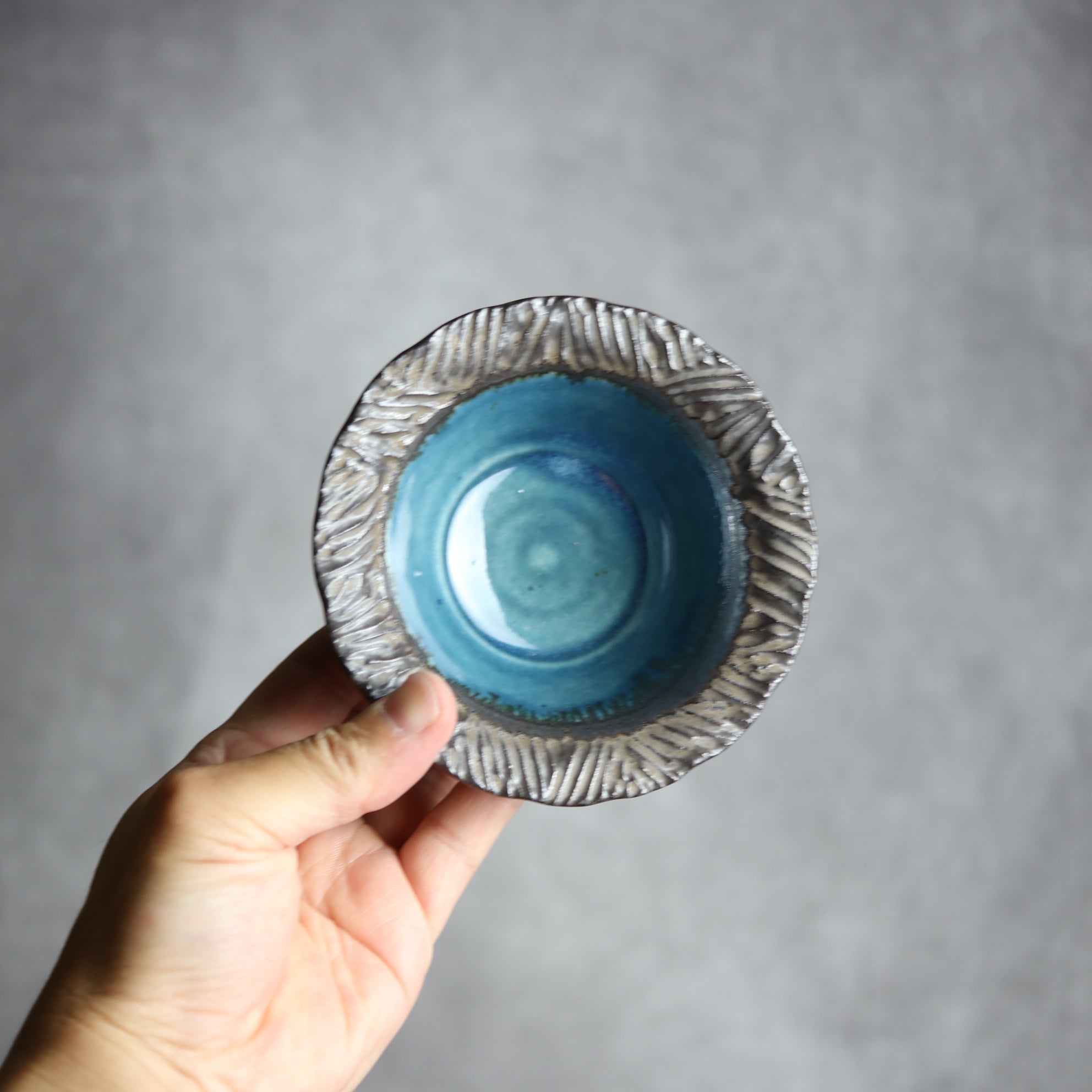 3.5寸ワンブー1 黒 彫り模様 やちむん 陶器 nagaremo やちむん 陶器.